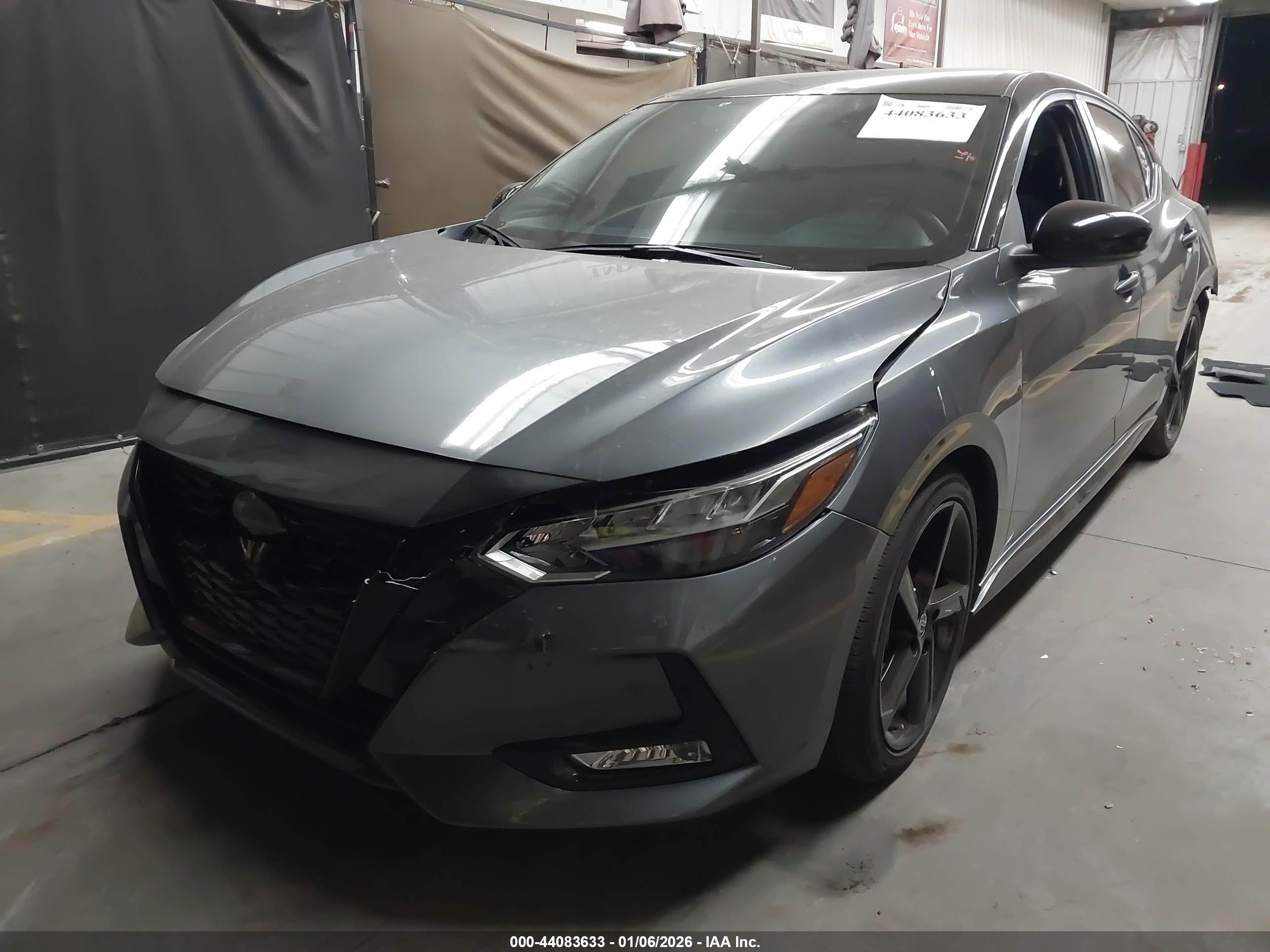 NISSAN SENTRA image 2
