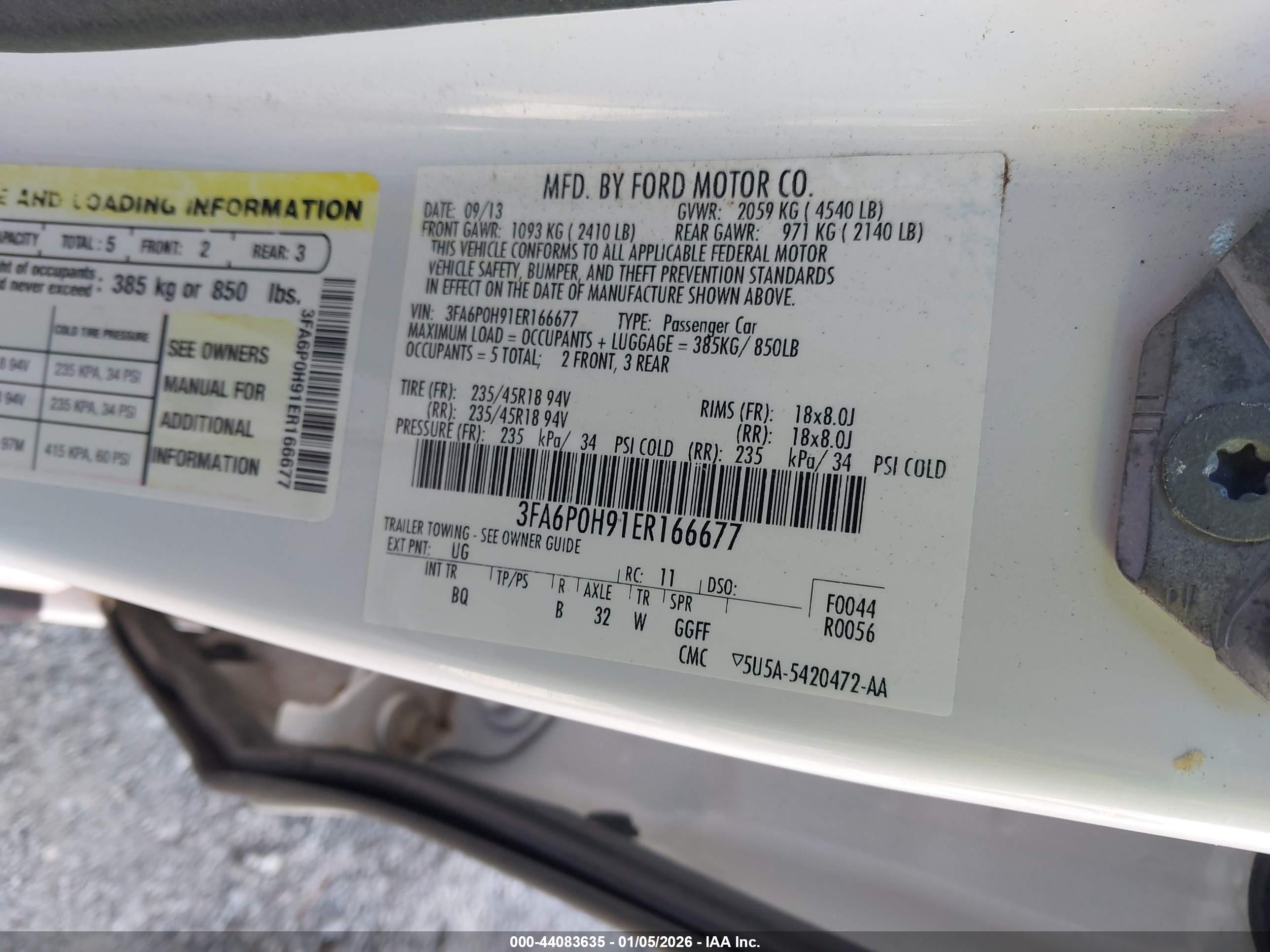 FORD FUSION image 9