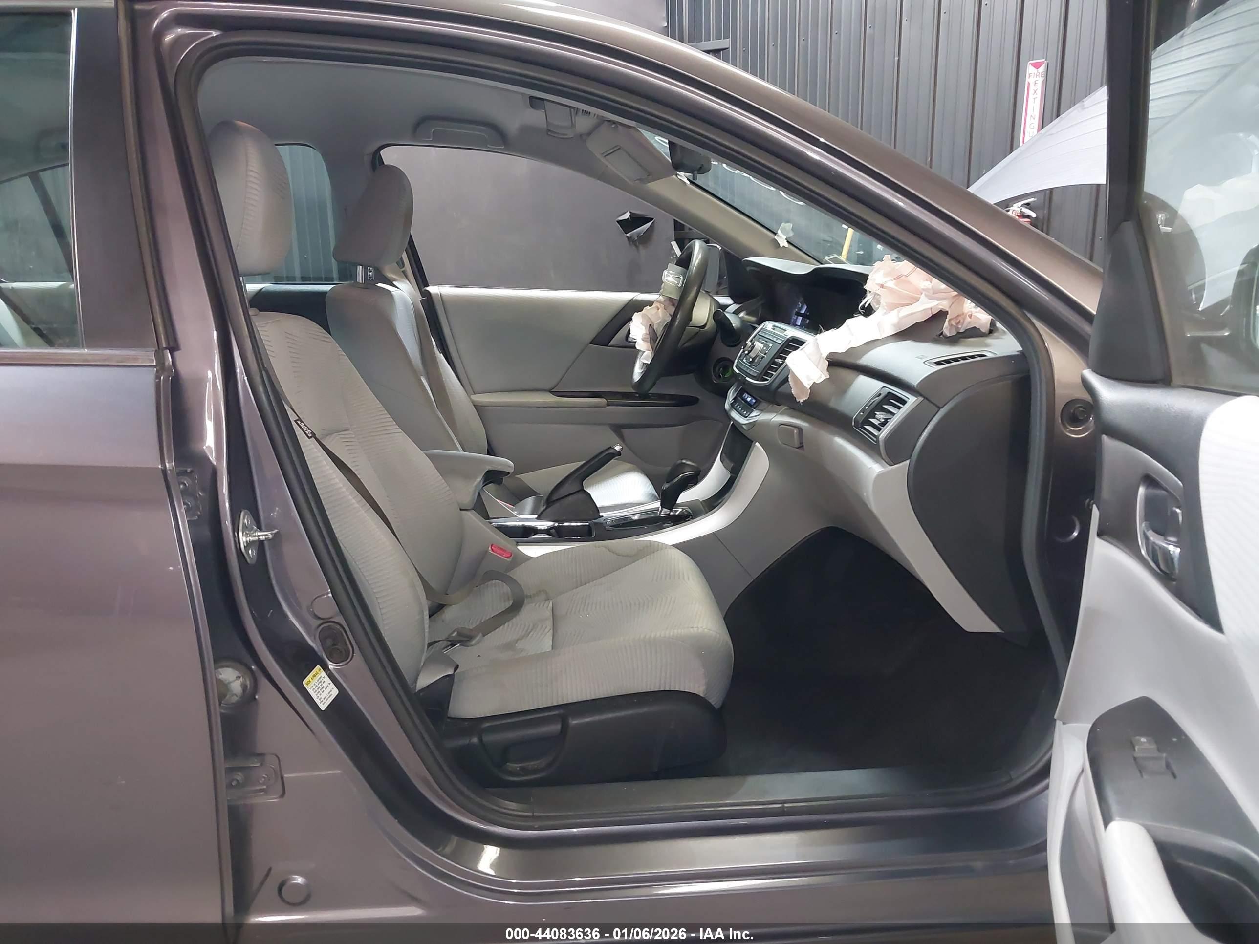 HONDA ACCORD image 5