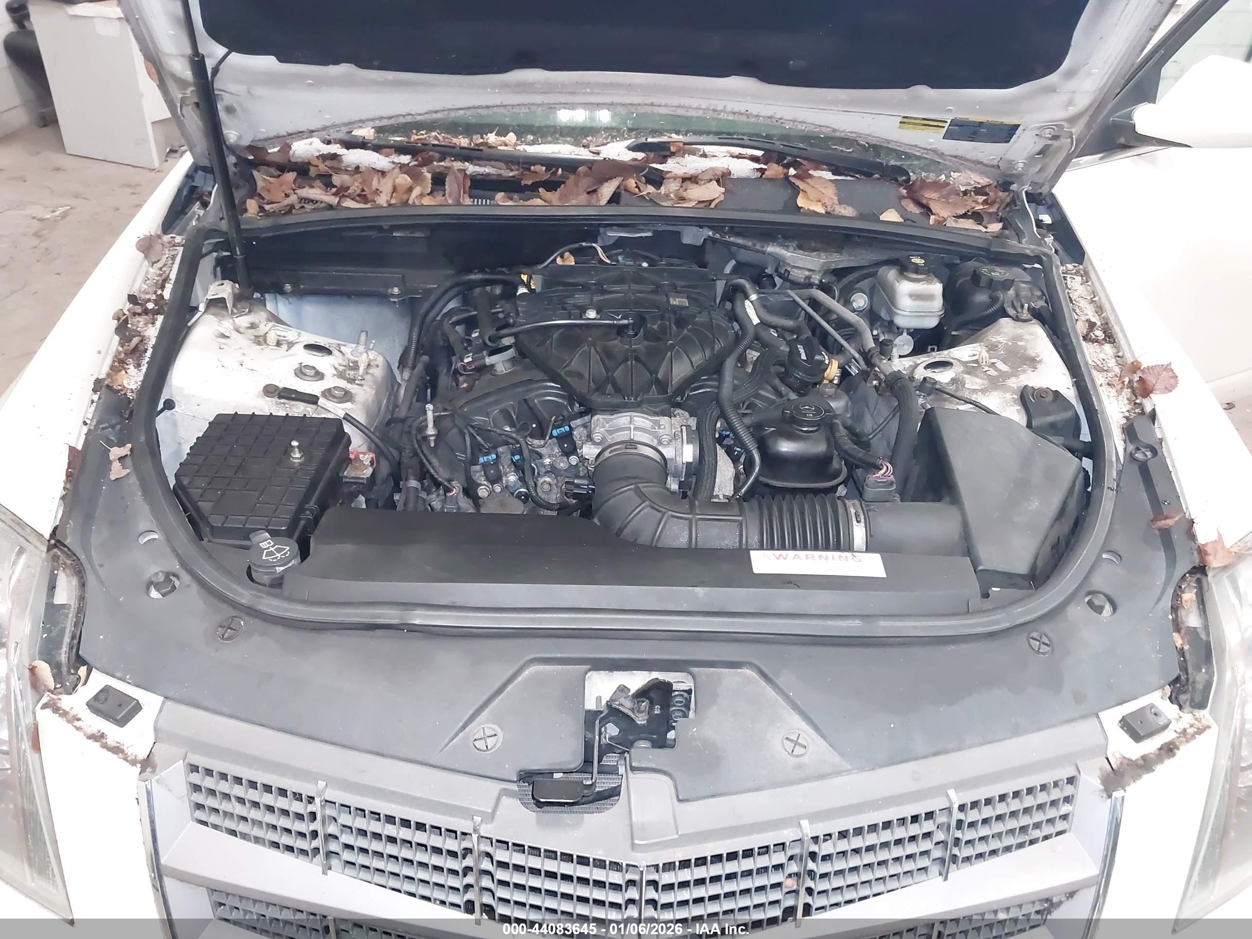 CADILLAC CTS image 10