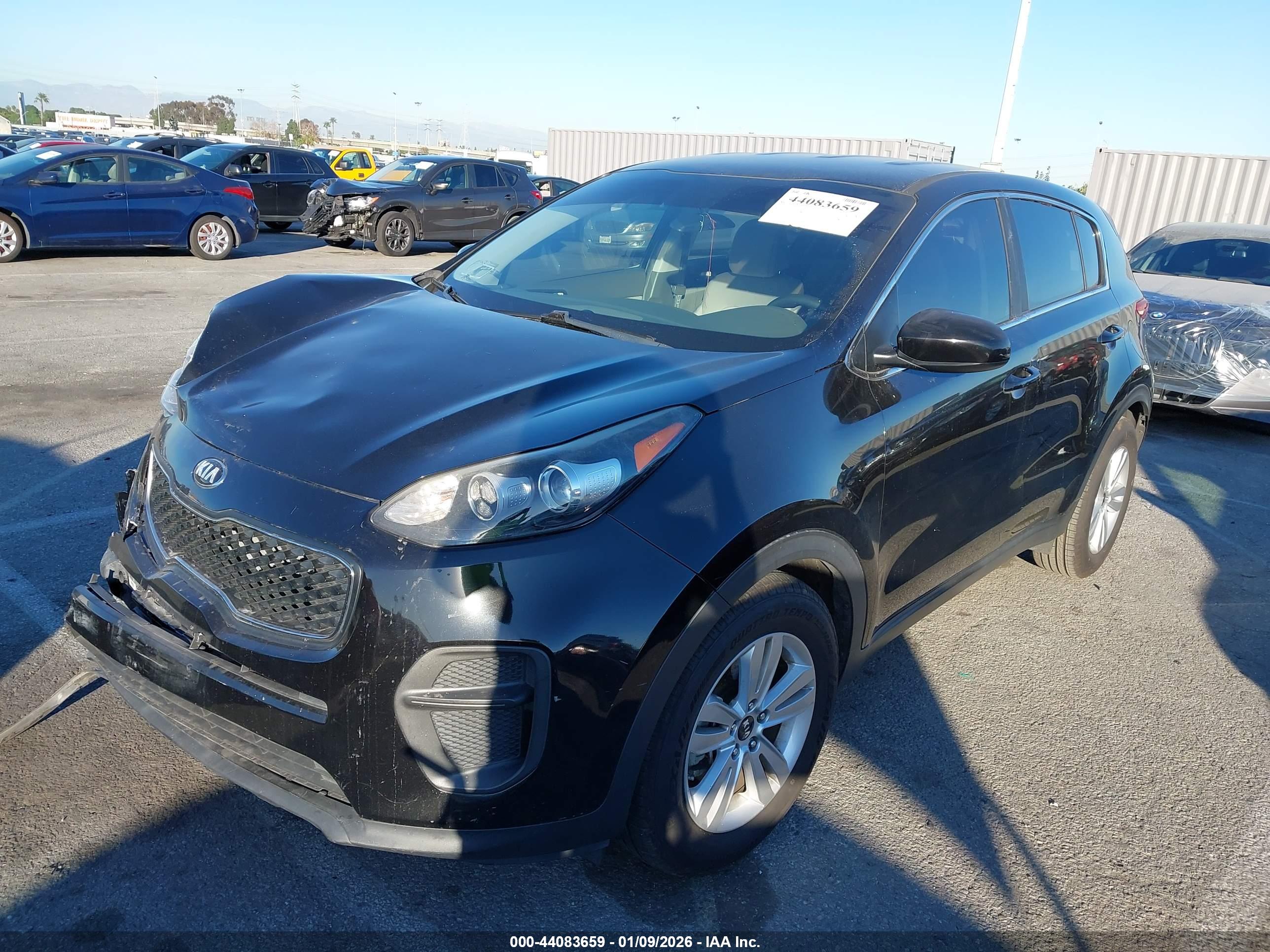 KIA SPORTAGE image 2
