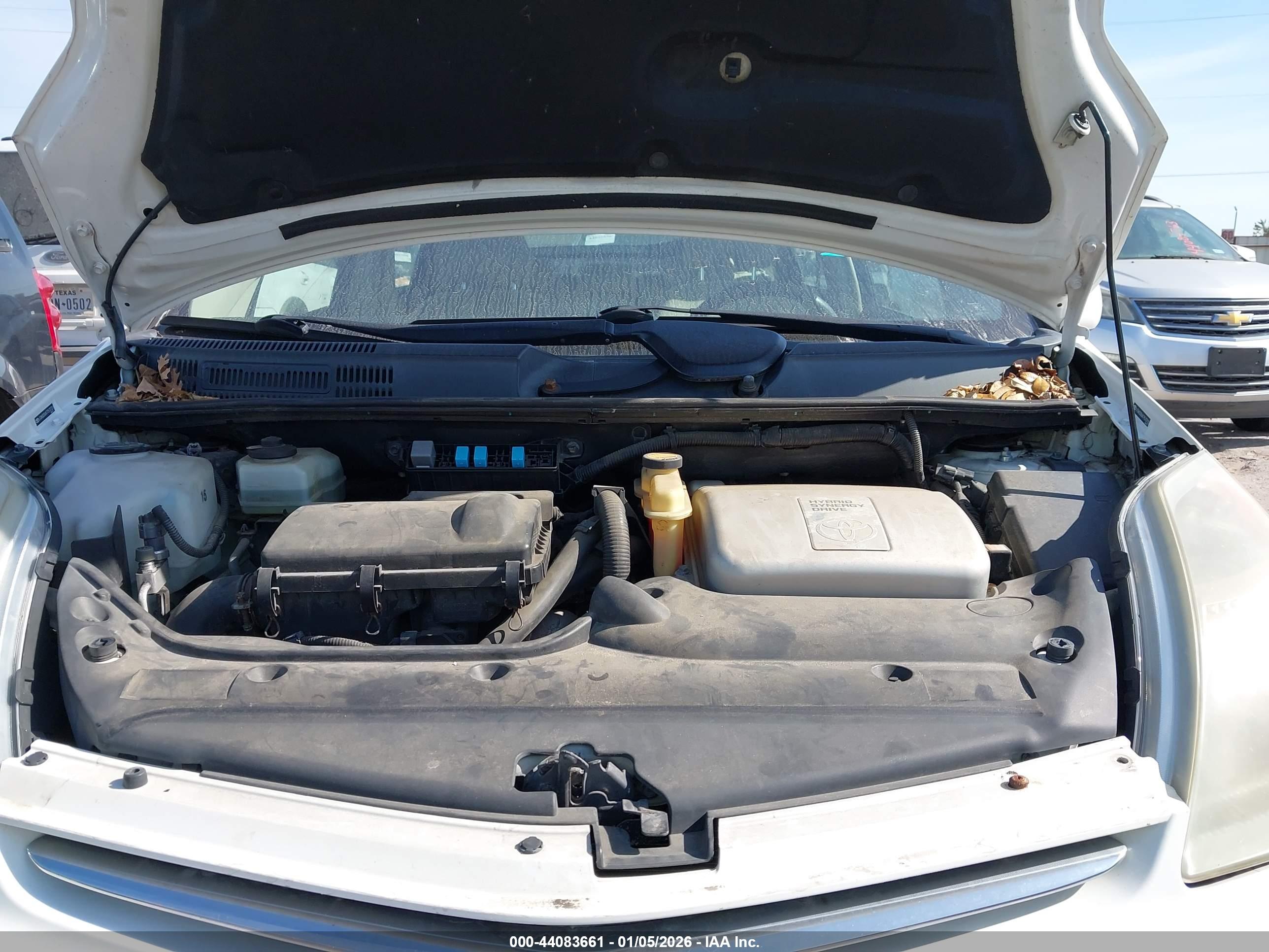 TOYOTA PRIUS image 10