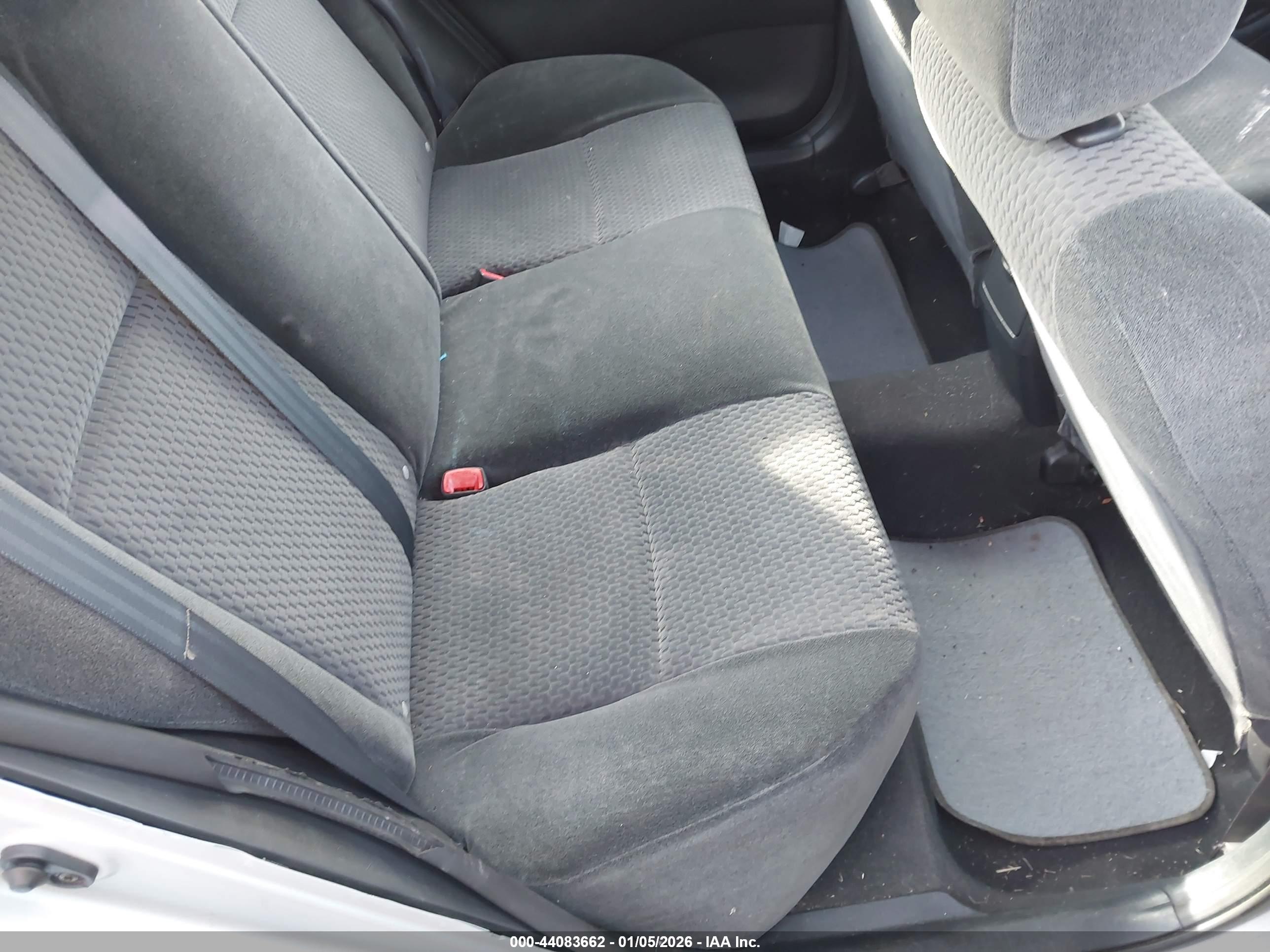 TOYOTA COROLLA image 8