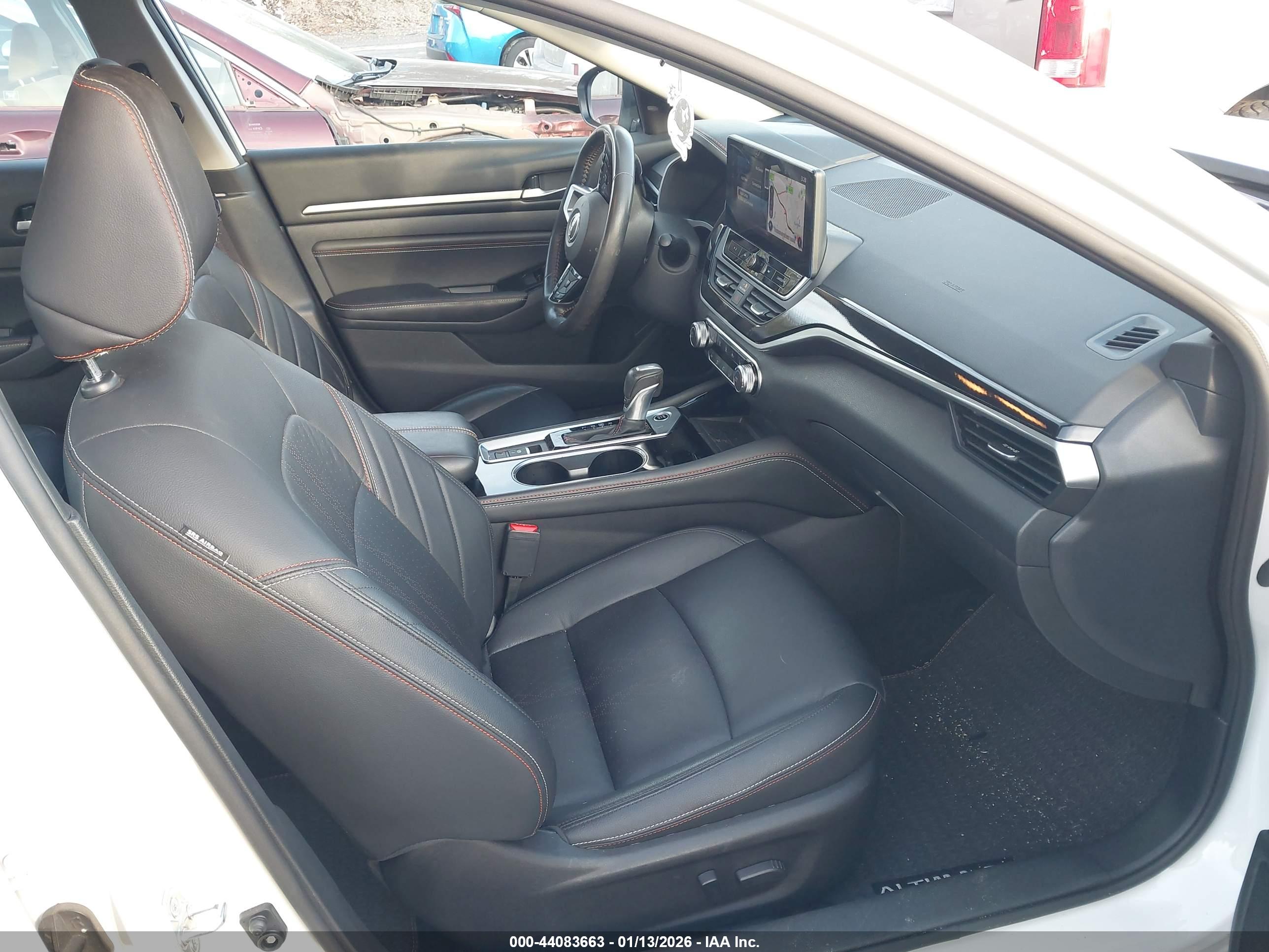 NISSAN ALTIMA image 5