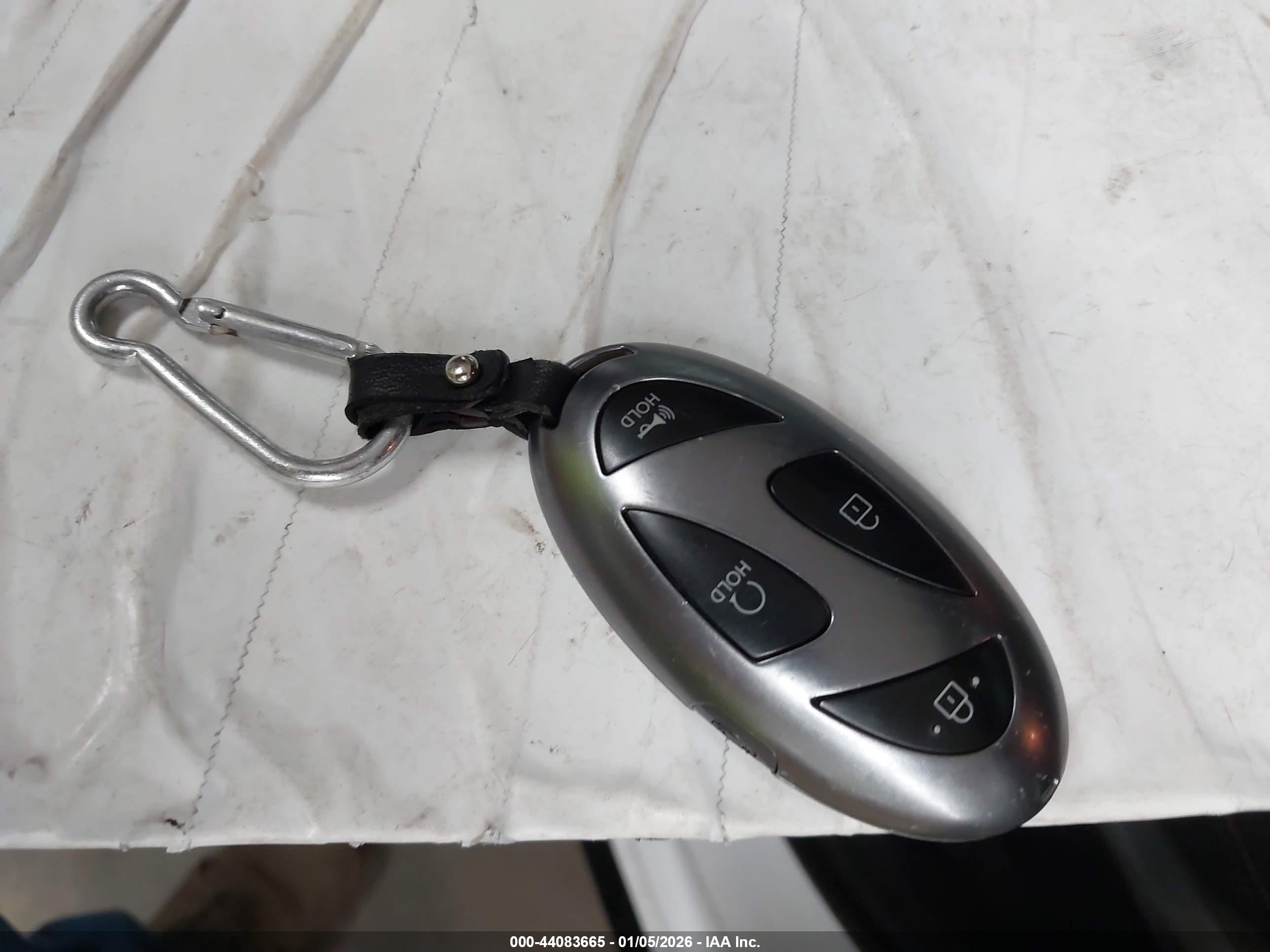 HYUNDAI ELANTRA image 11