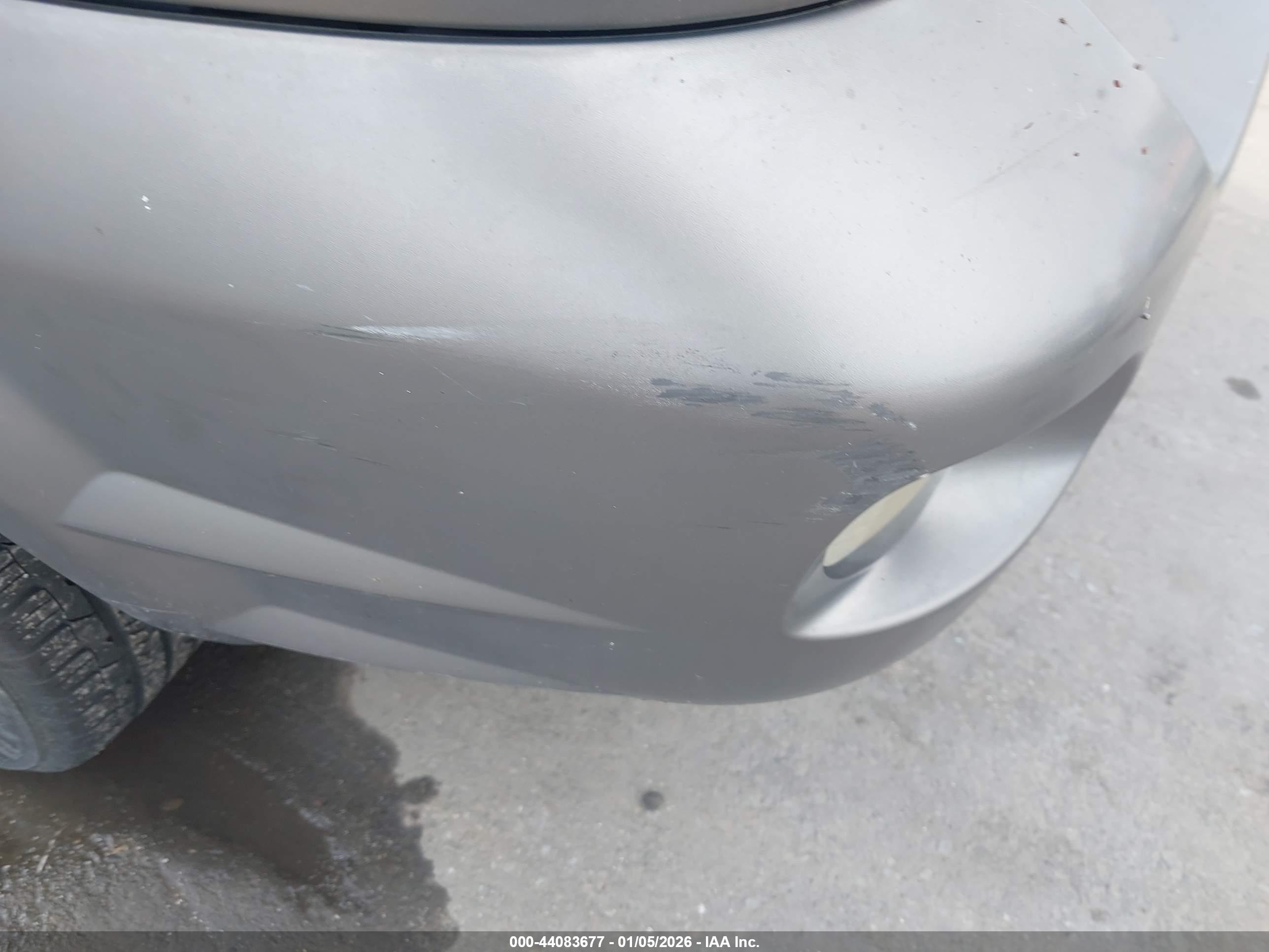 PONTIAC VIBE image 6