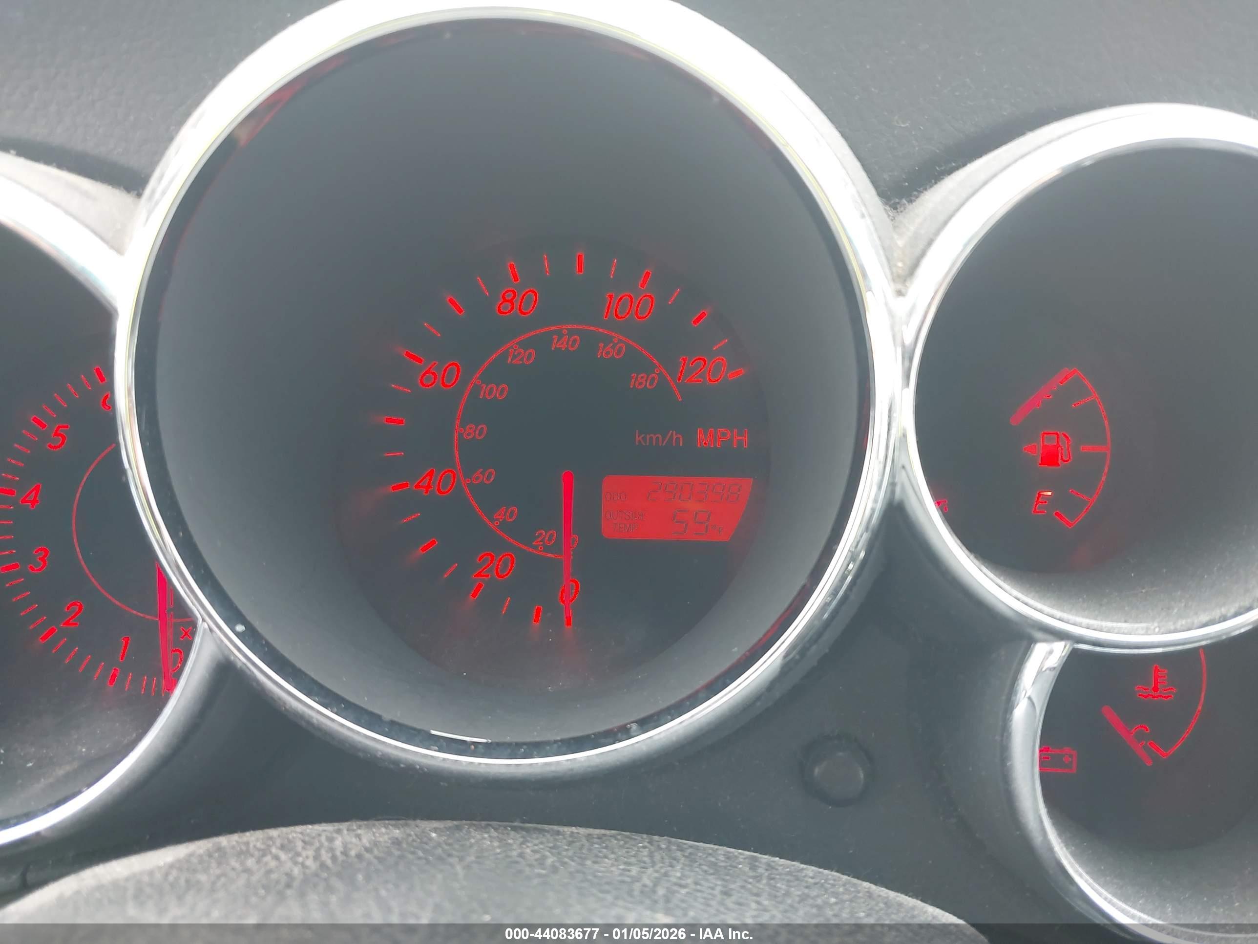 PONTIAC VIBE image 7