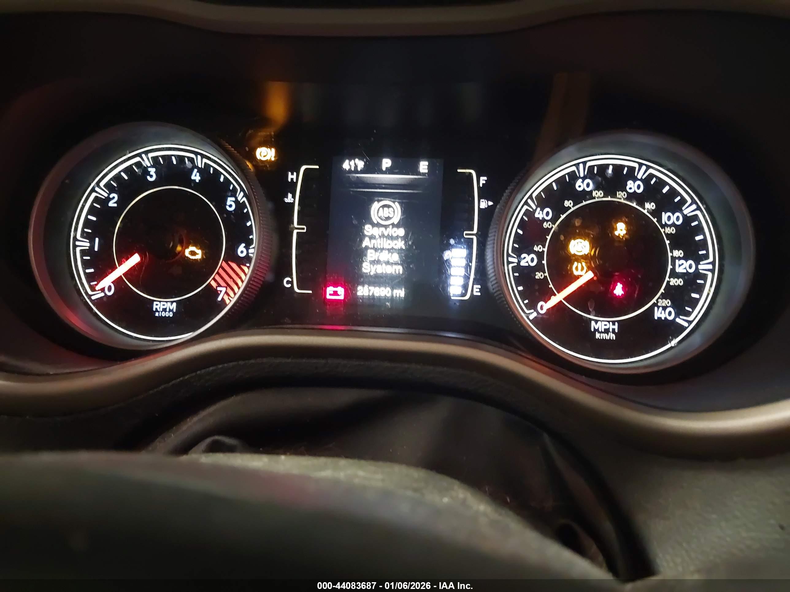 JEEP CHEROKEE image 7