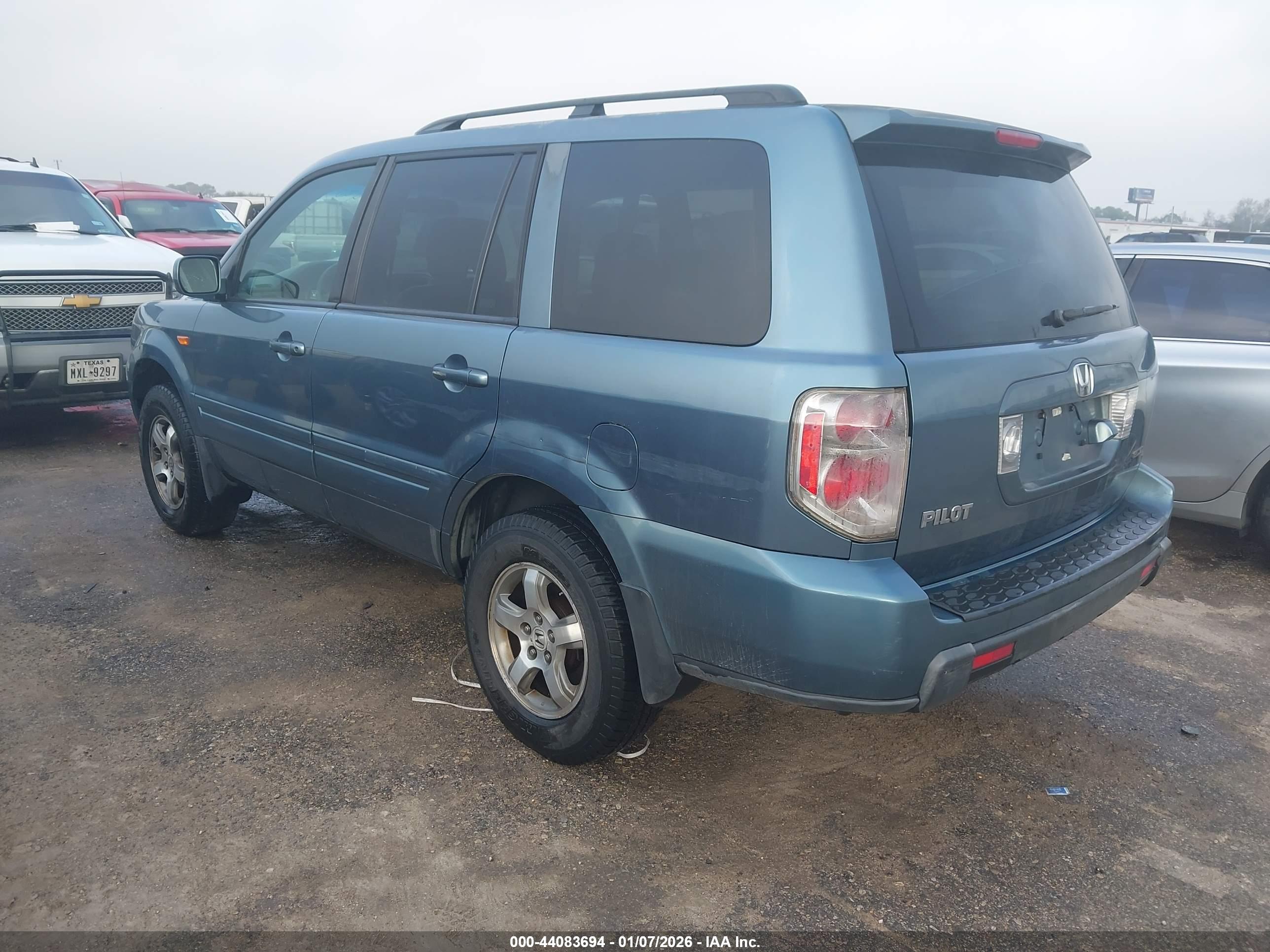 HONDA PILOT image 3