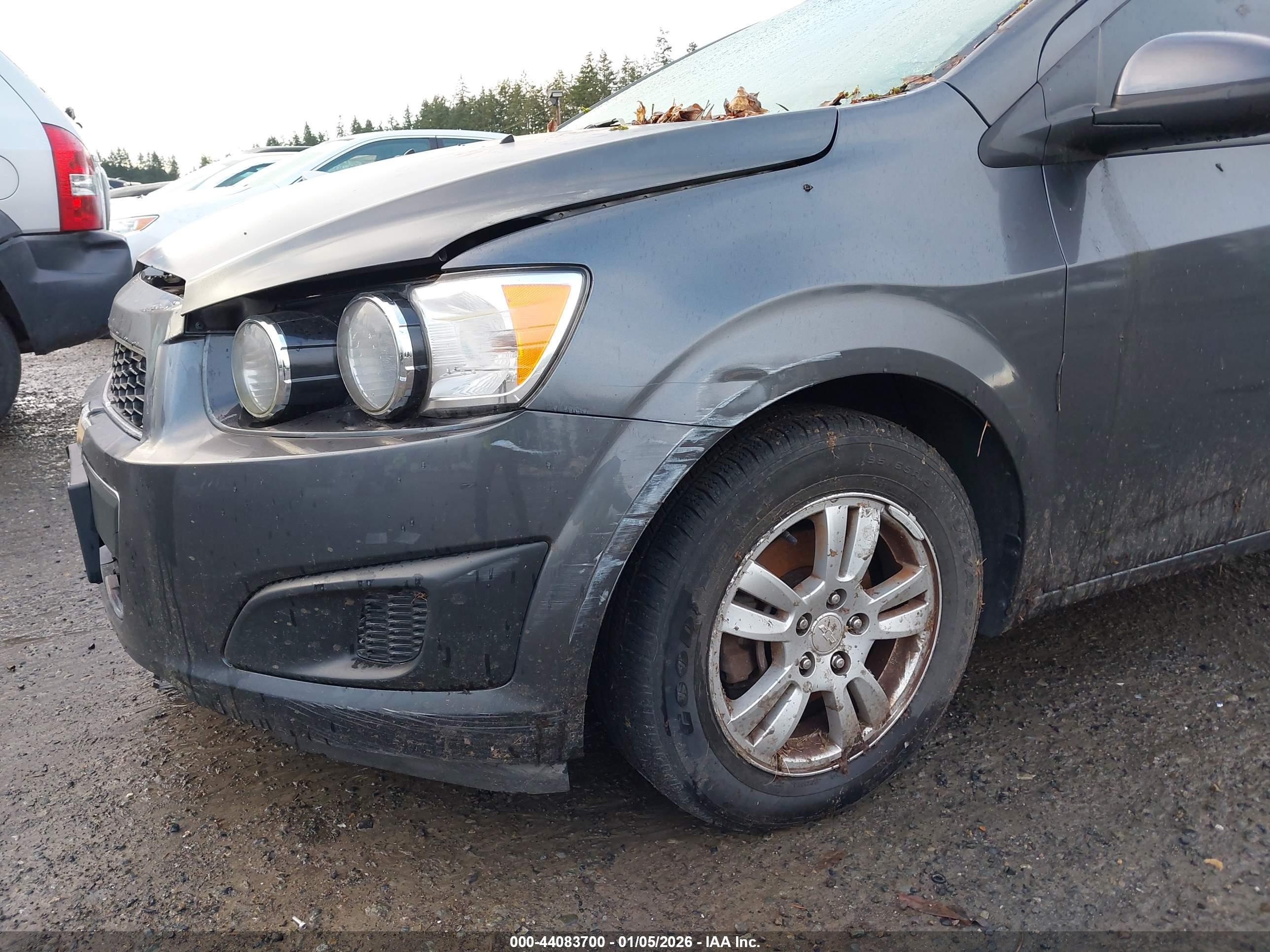 CHEVROLET SONIC image 6