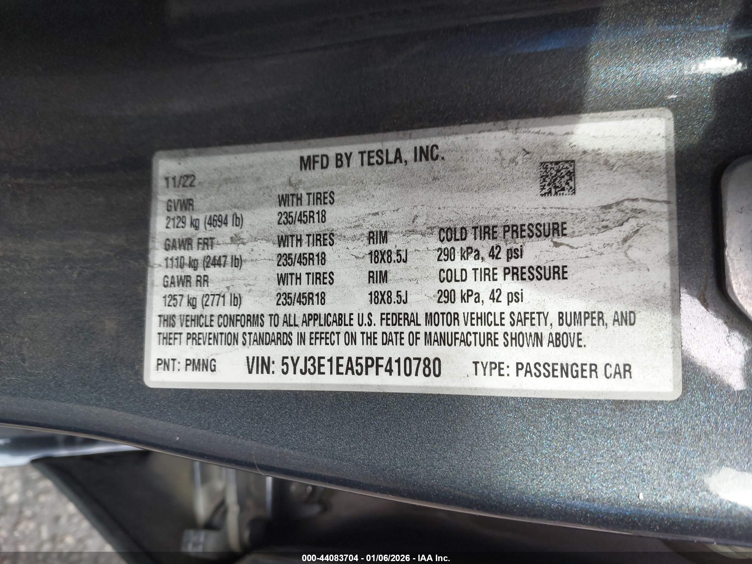 TESLA MODEL image 9