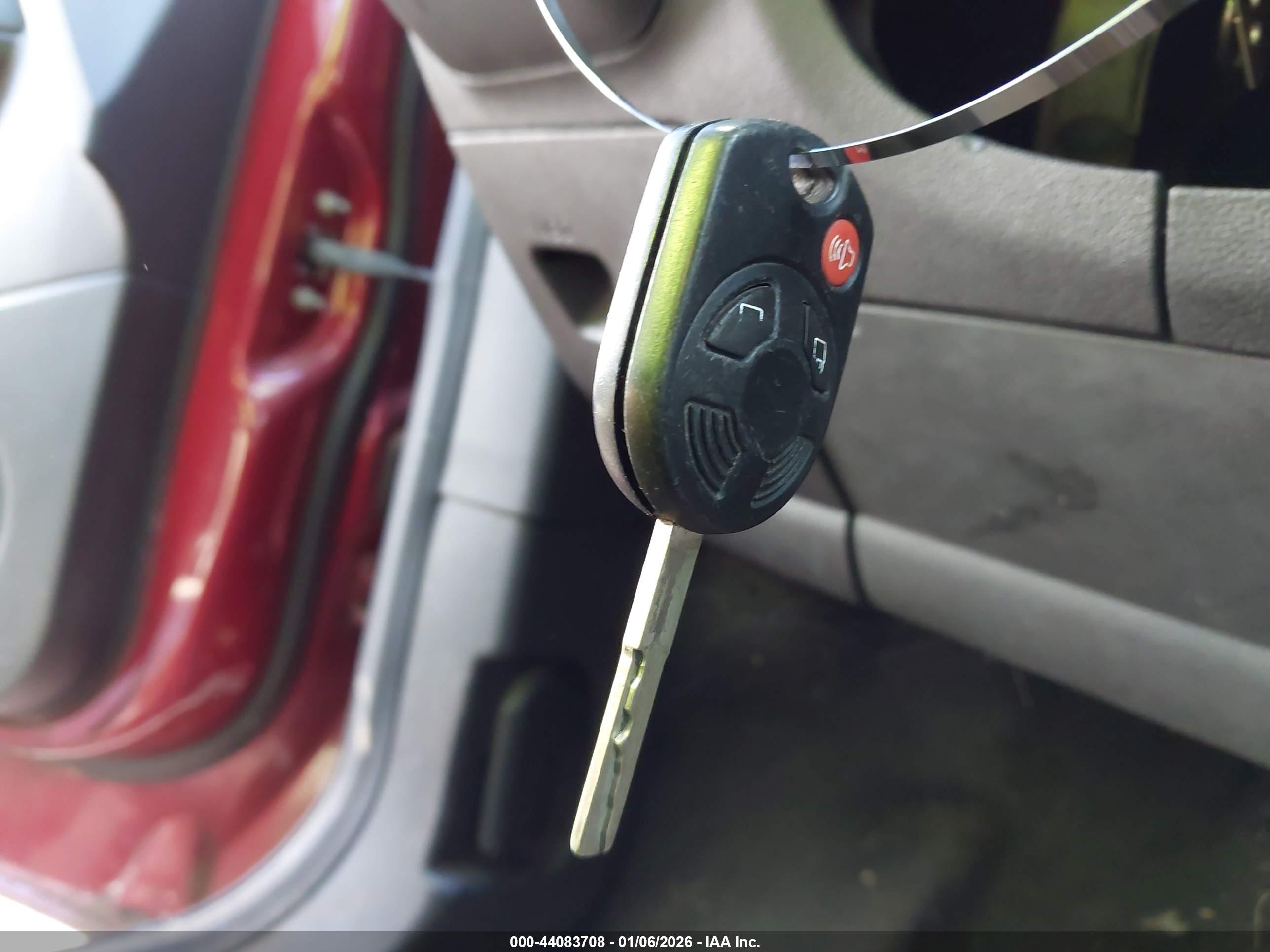 FORD ESCAPE image 11