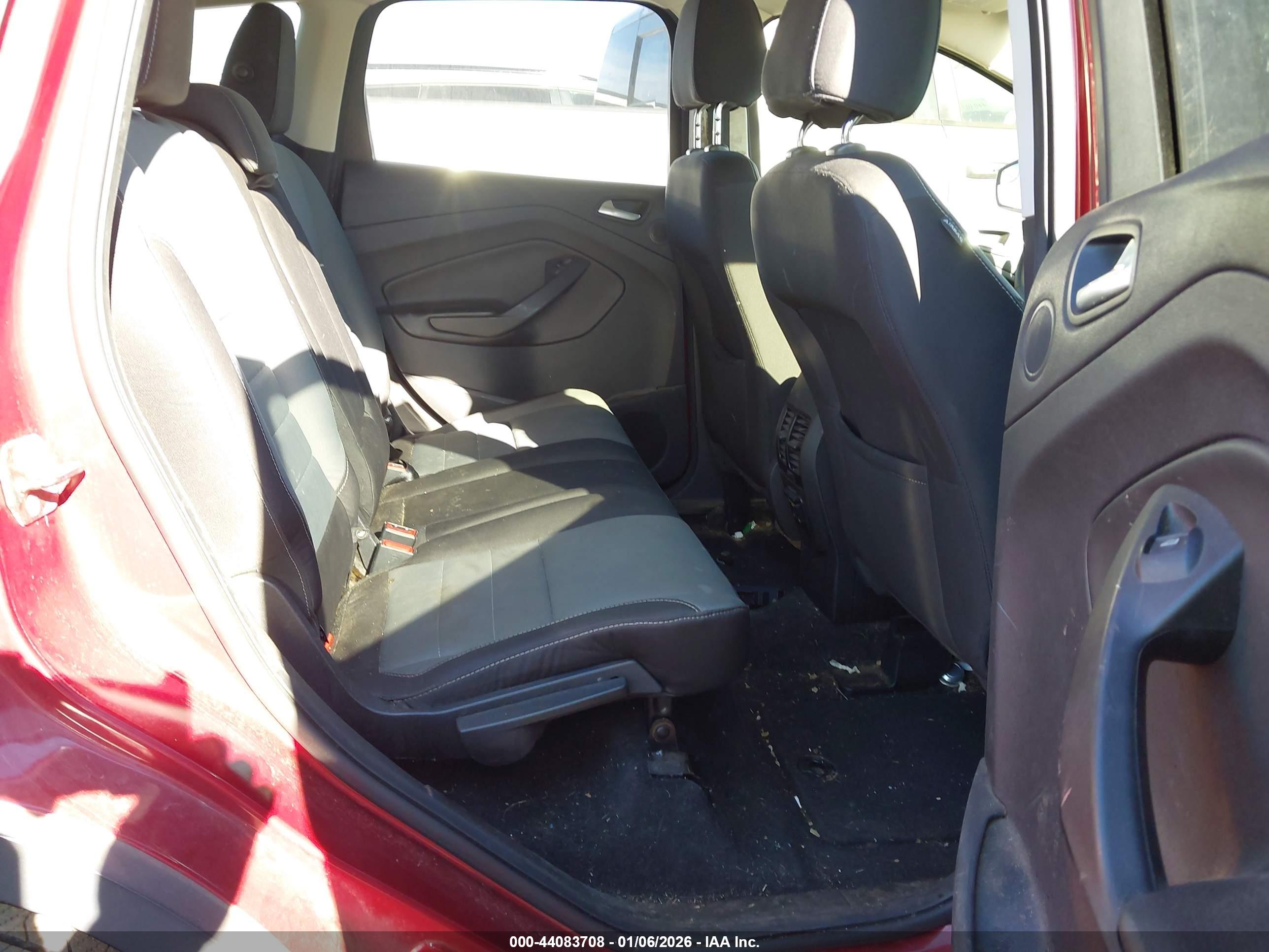 FORD ESCAPE image 8