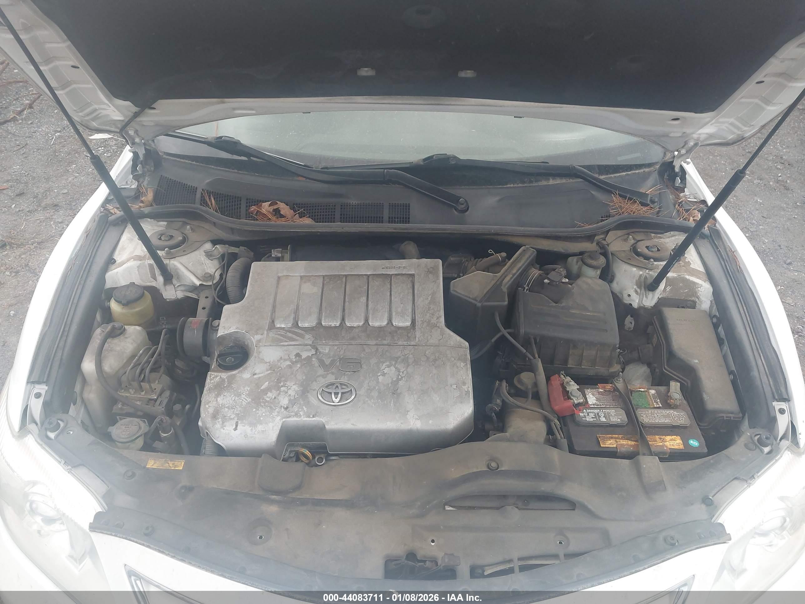 TOYOTA CAMRY image 10