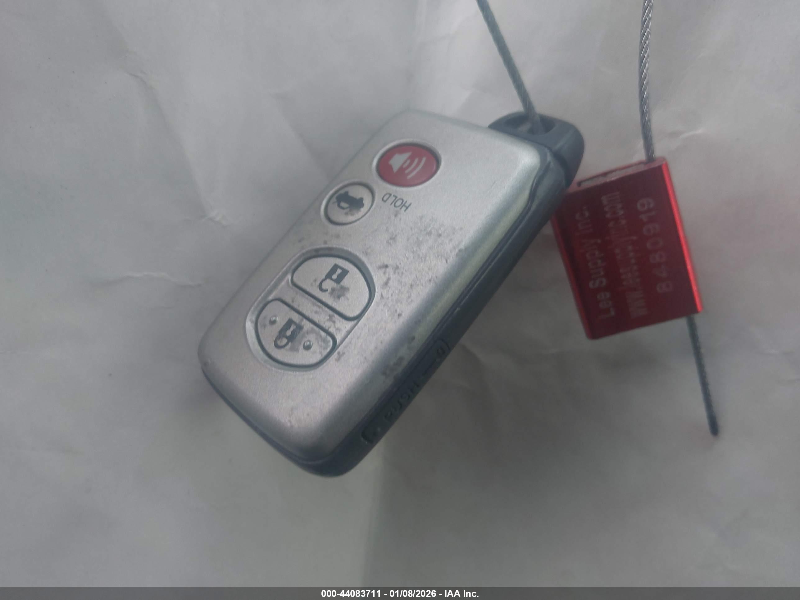 TOYOTA CAMRY image 11