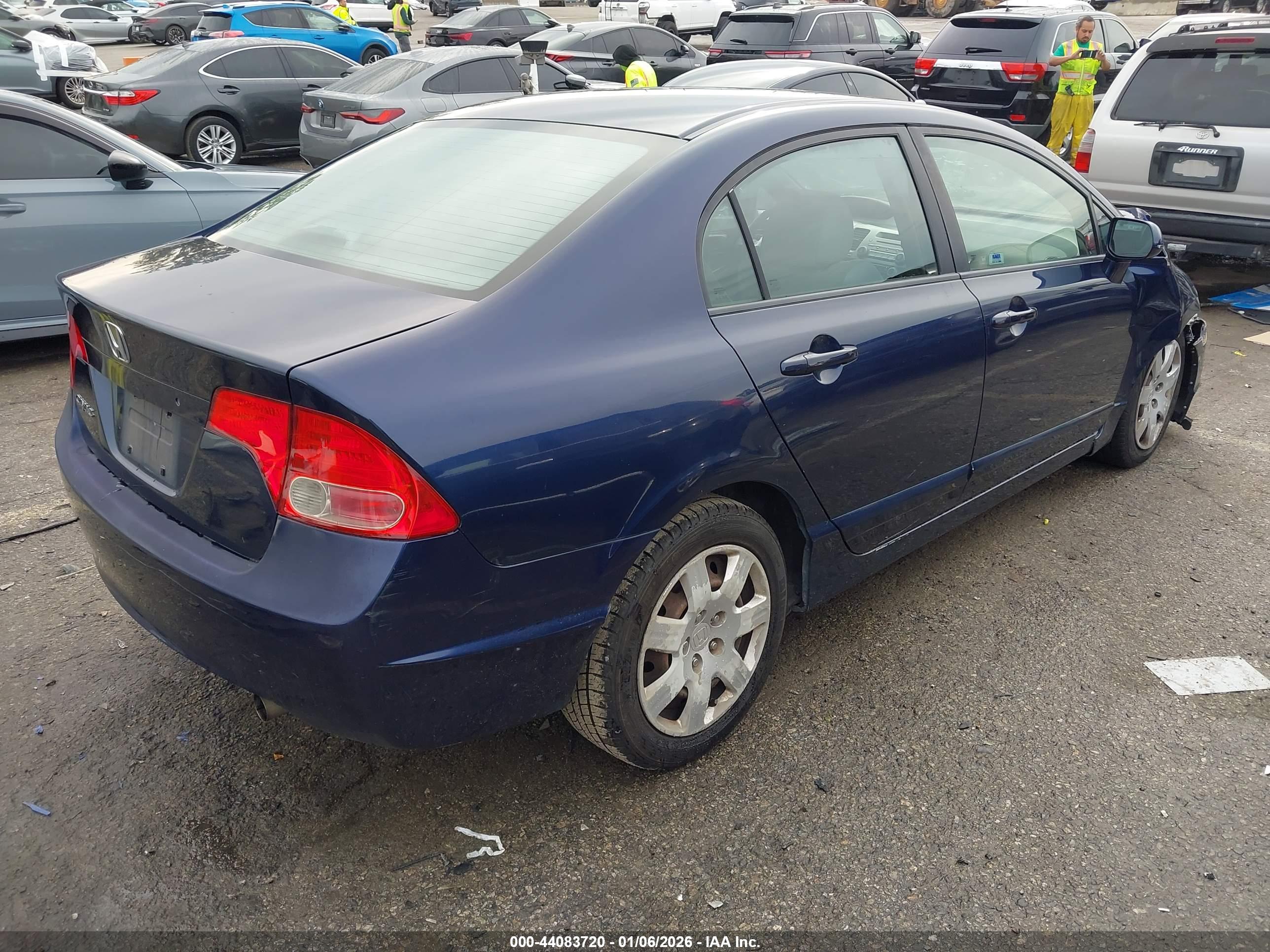 HONDA CIVIC image 4