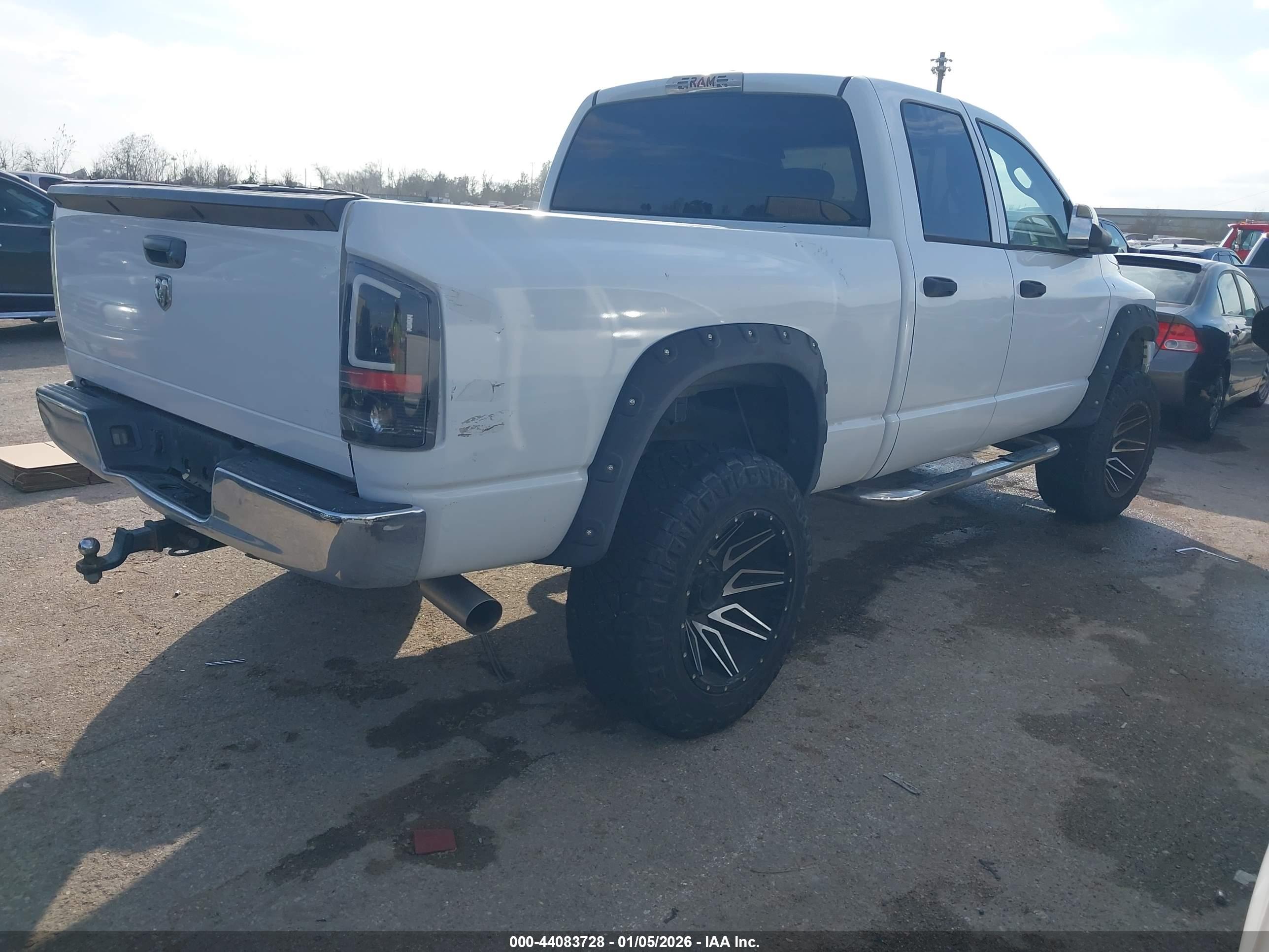 DODGE RAM image 4