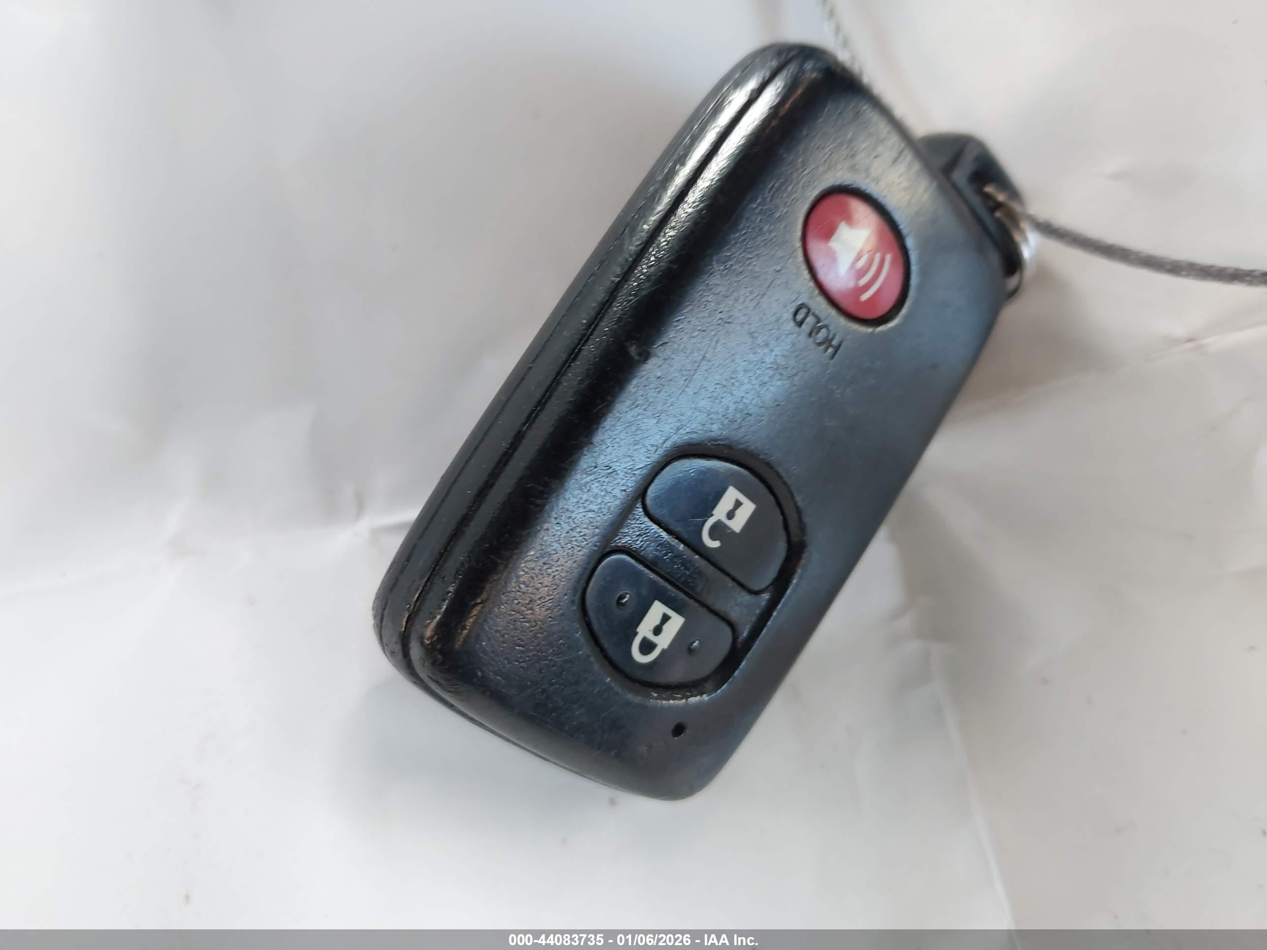 TOYOTA PRIUS image 11