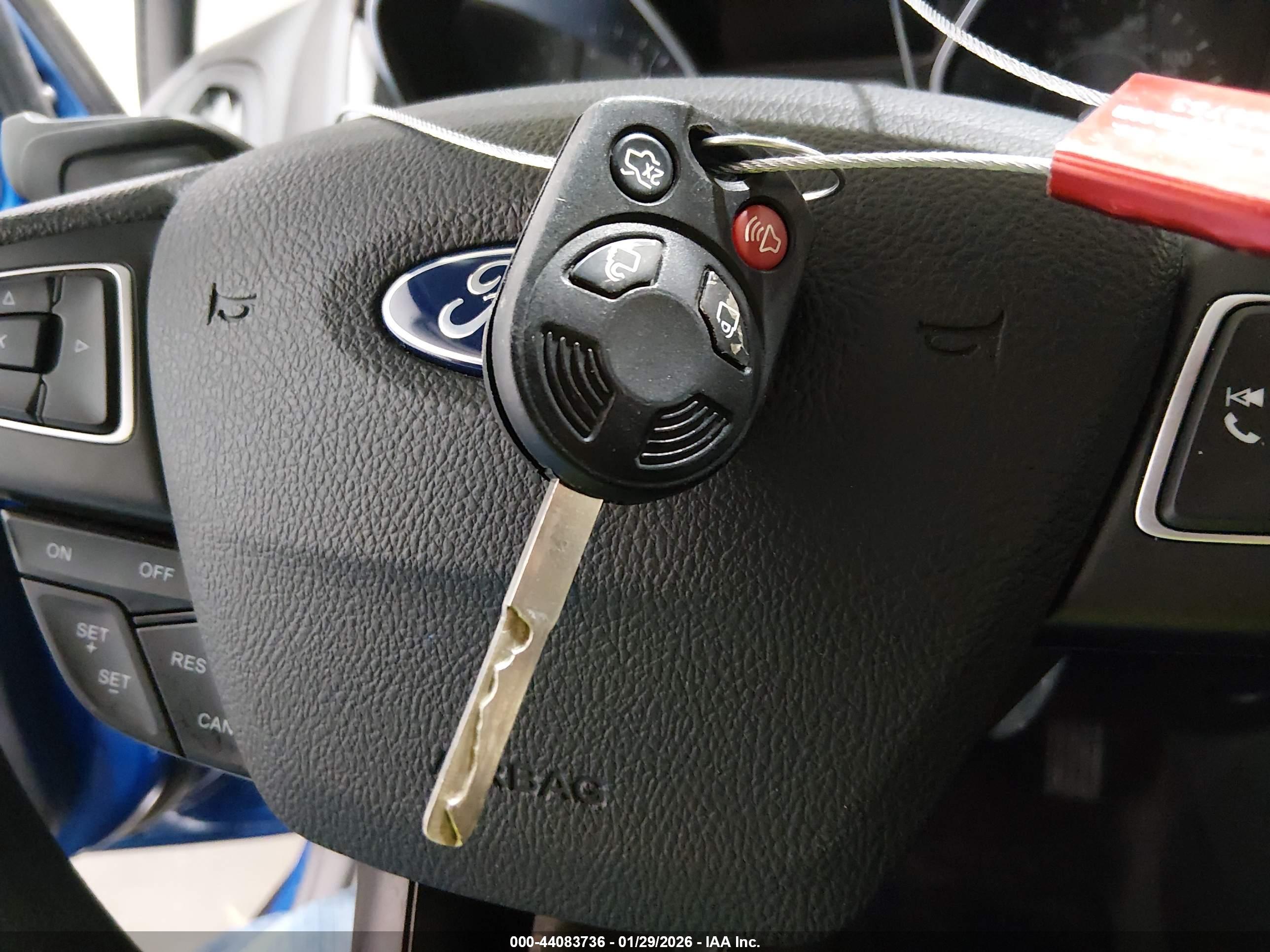 FORD FOCUS image 11