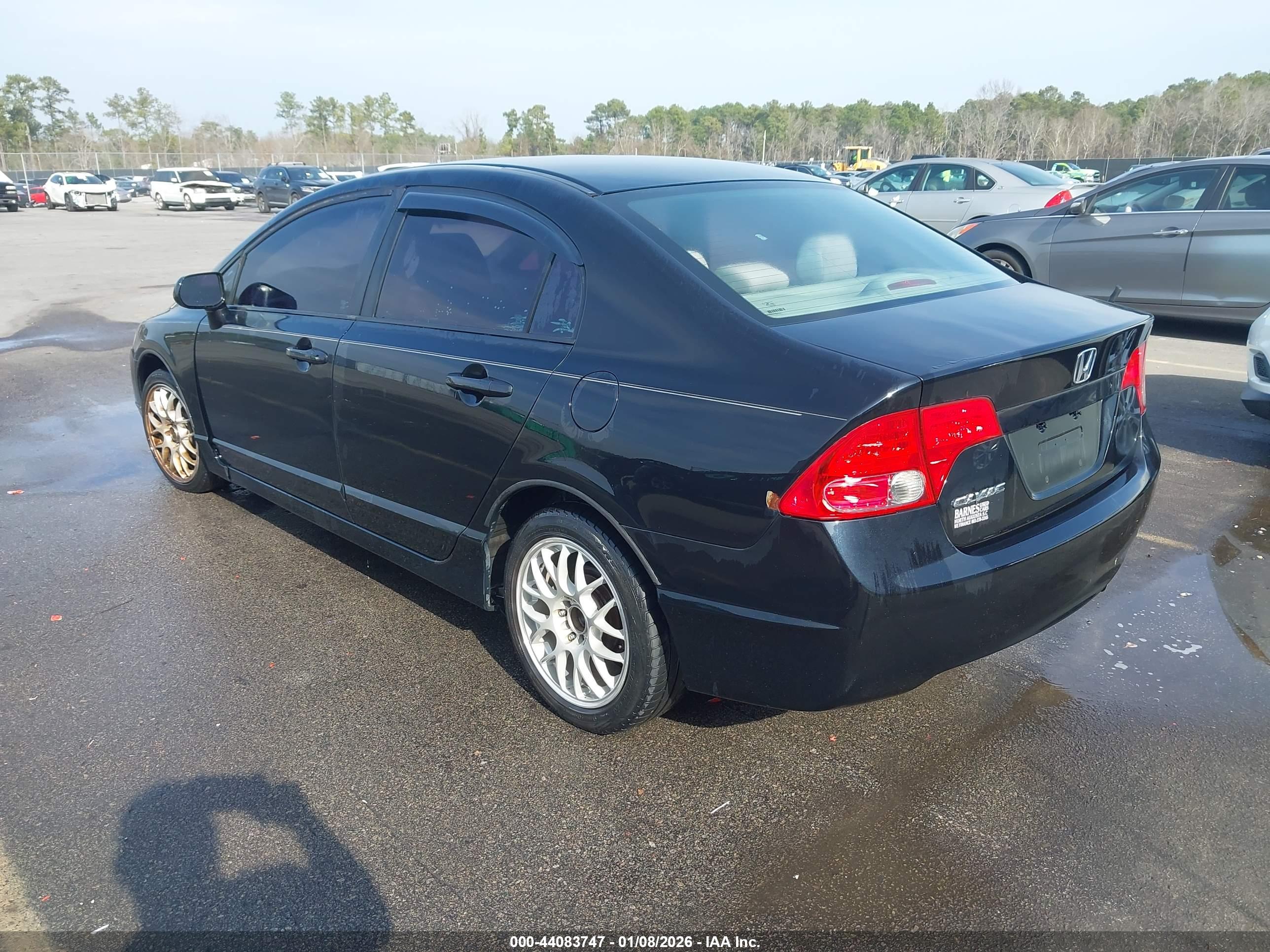HONDA CIVIC image 3