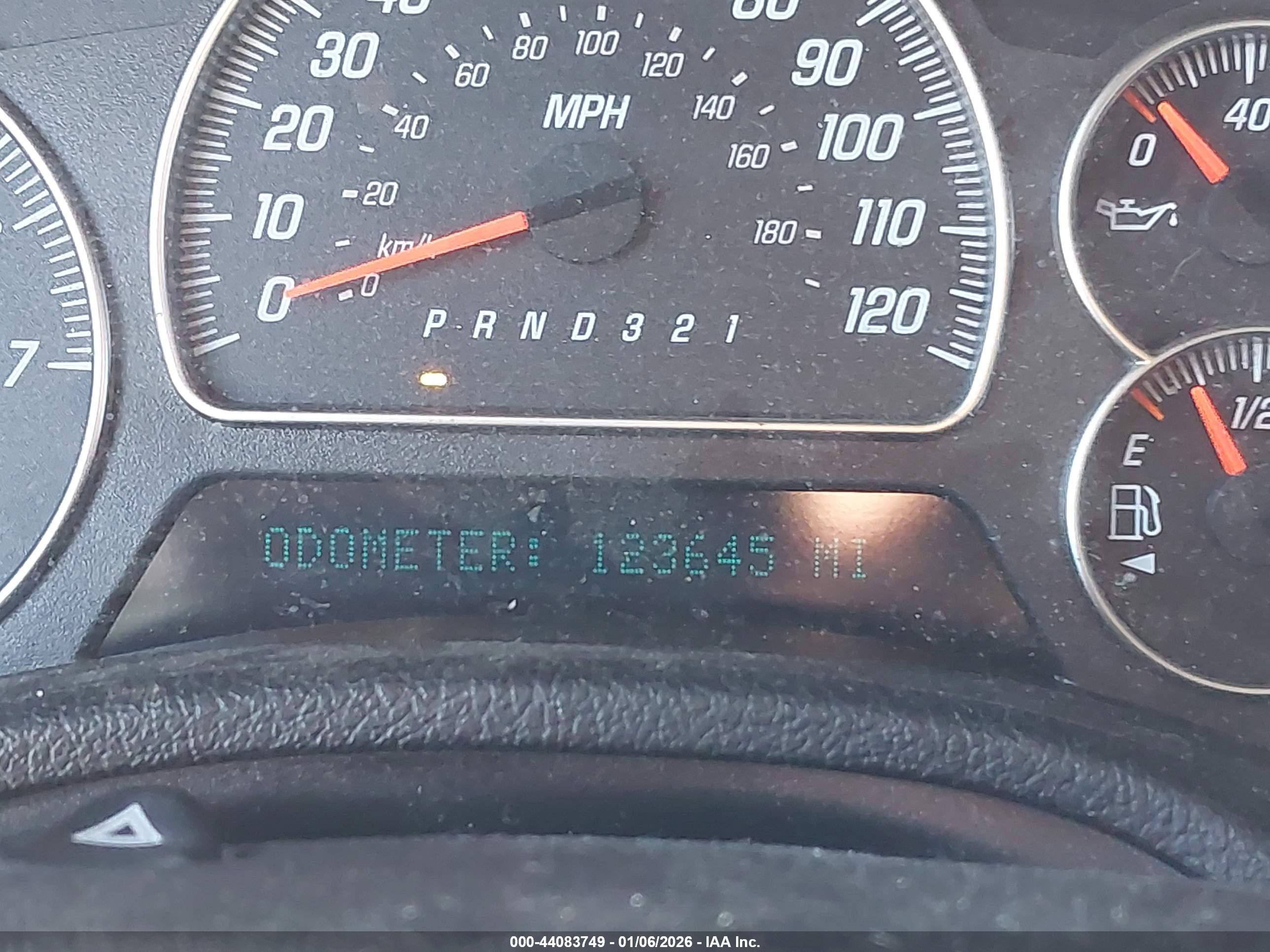 GMC ENVOY image 7