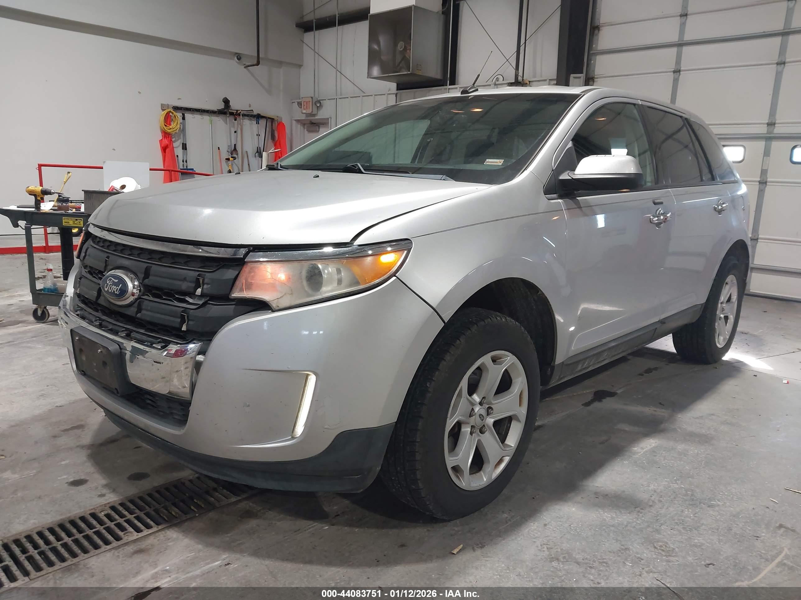 FORD EDGE image 2