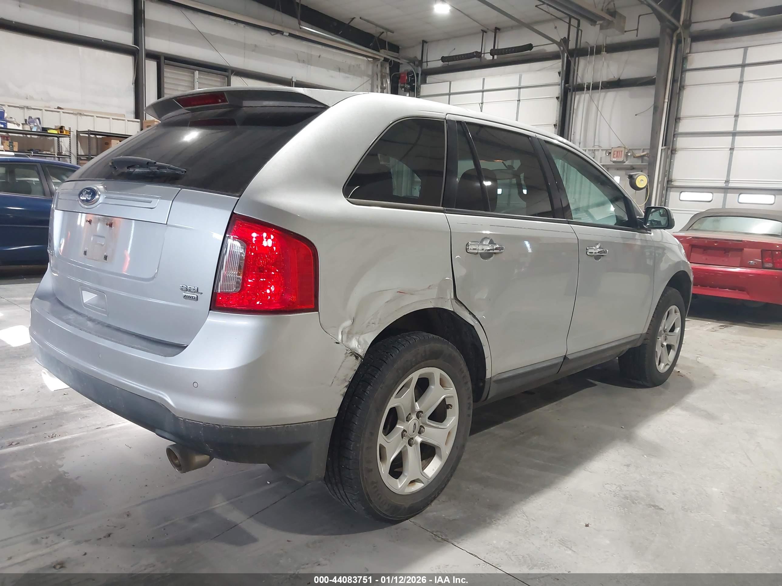 FORD EDGE image 4