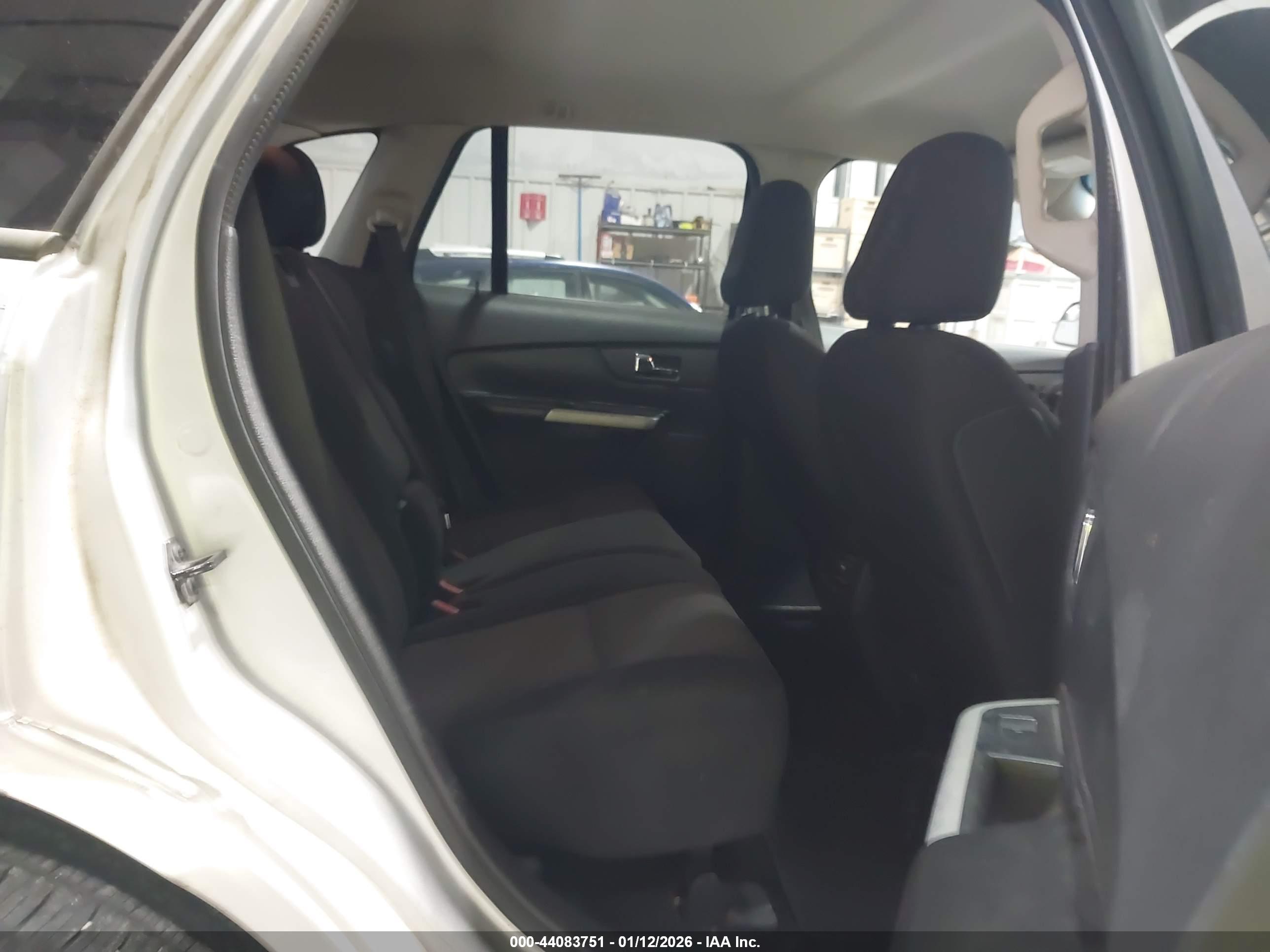 FORD EDGE image 8
