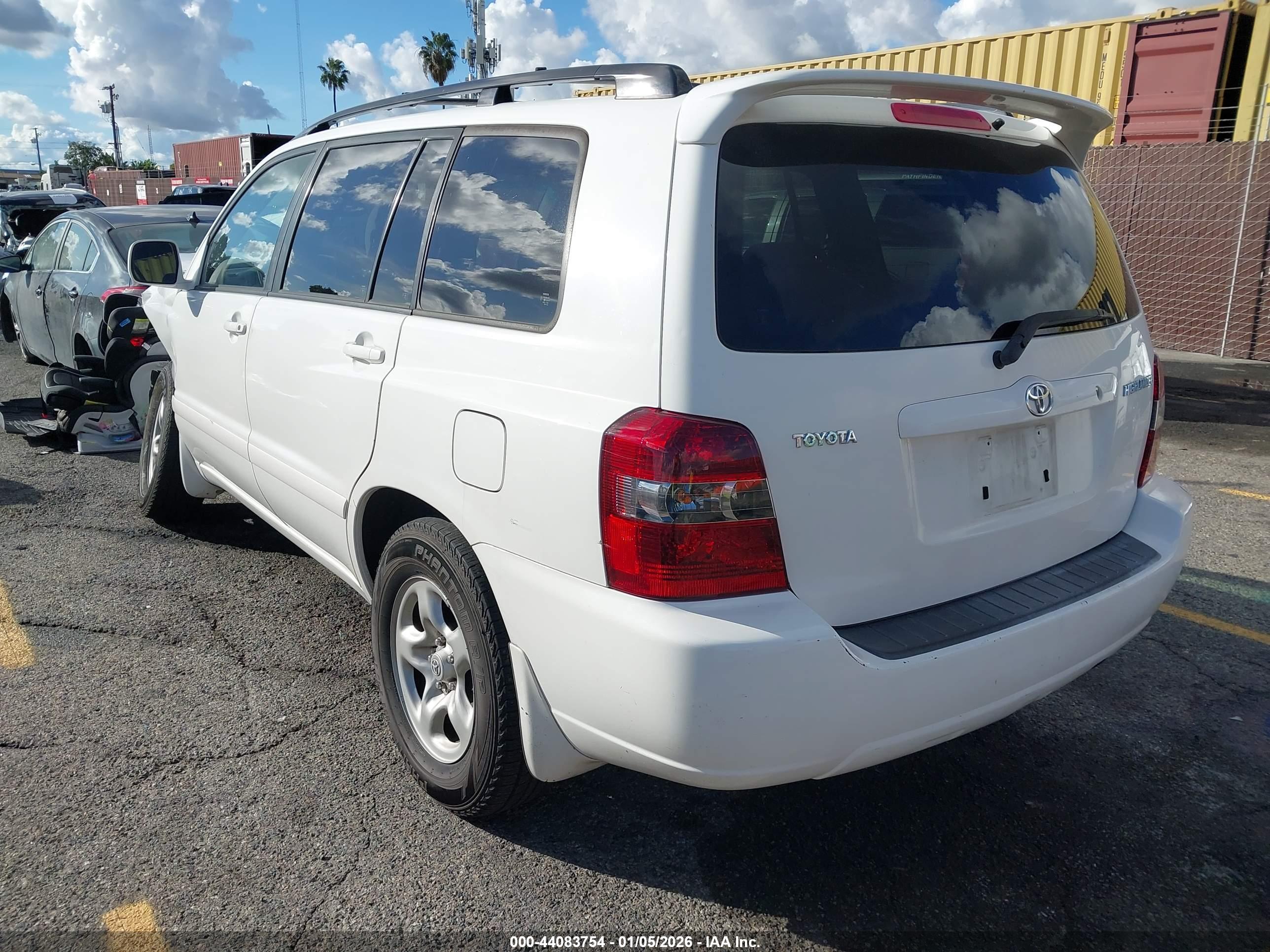 TOYOTA HIGHLANDER image 3
