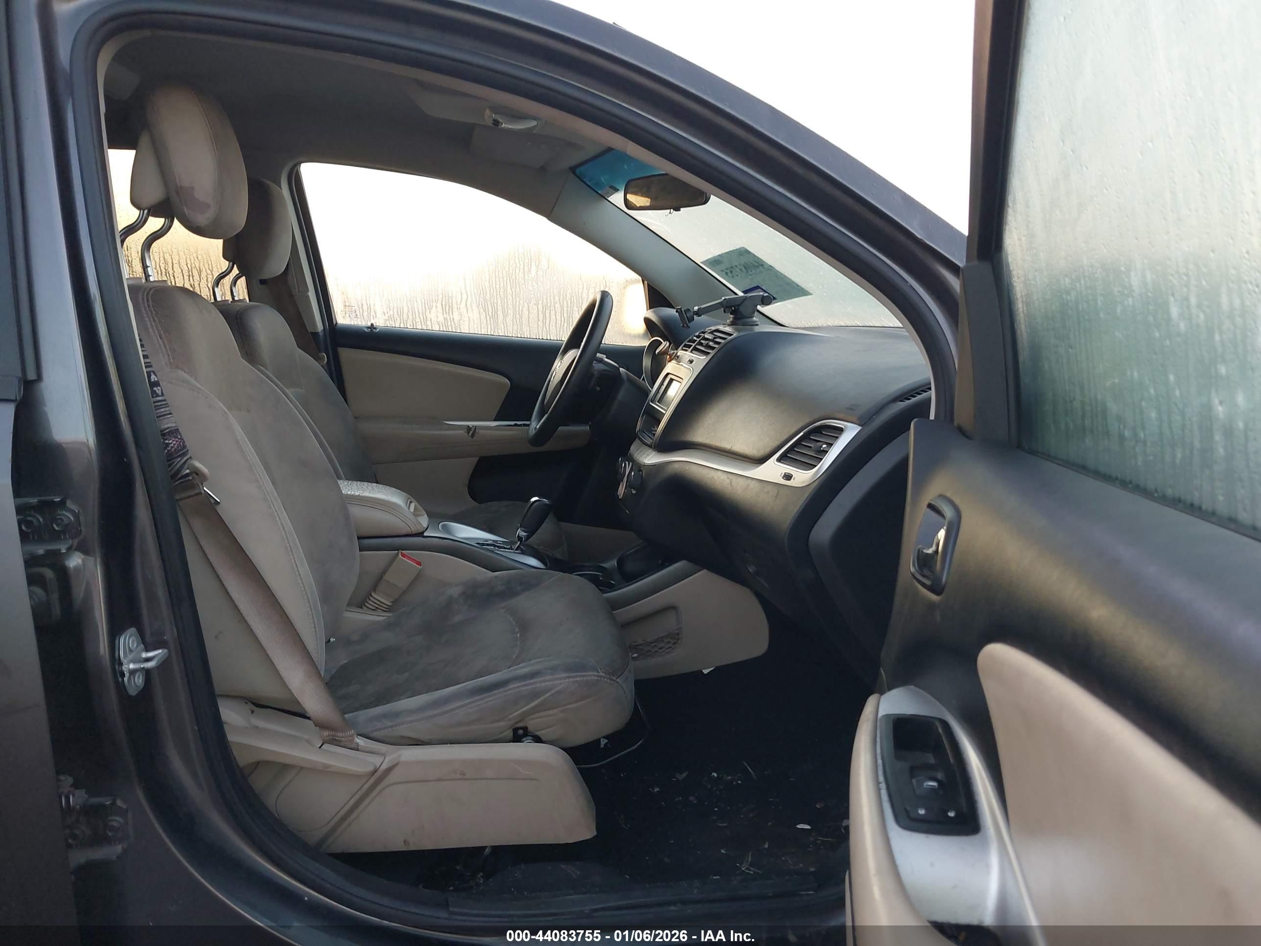 DODGE JOURNEY image 5
