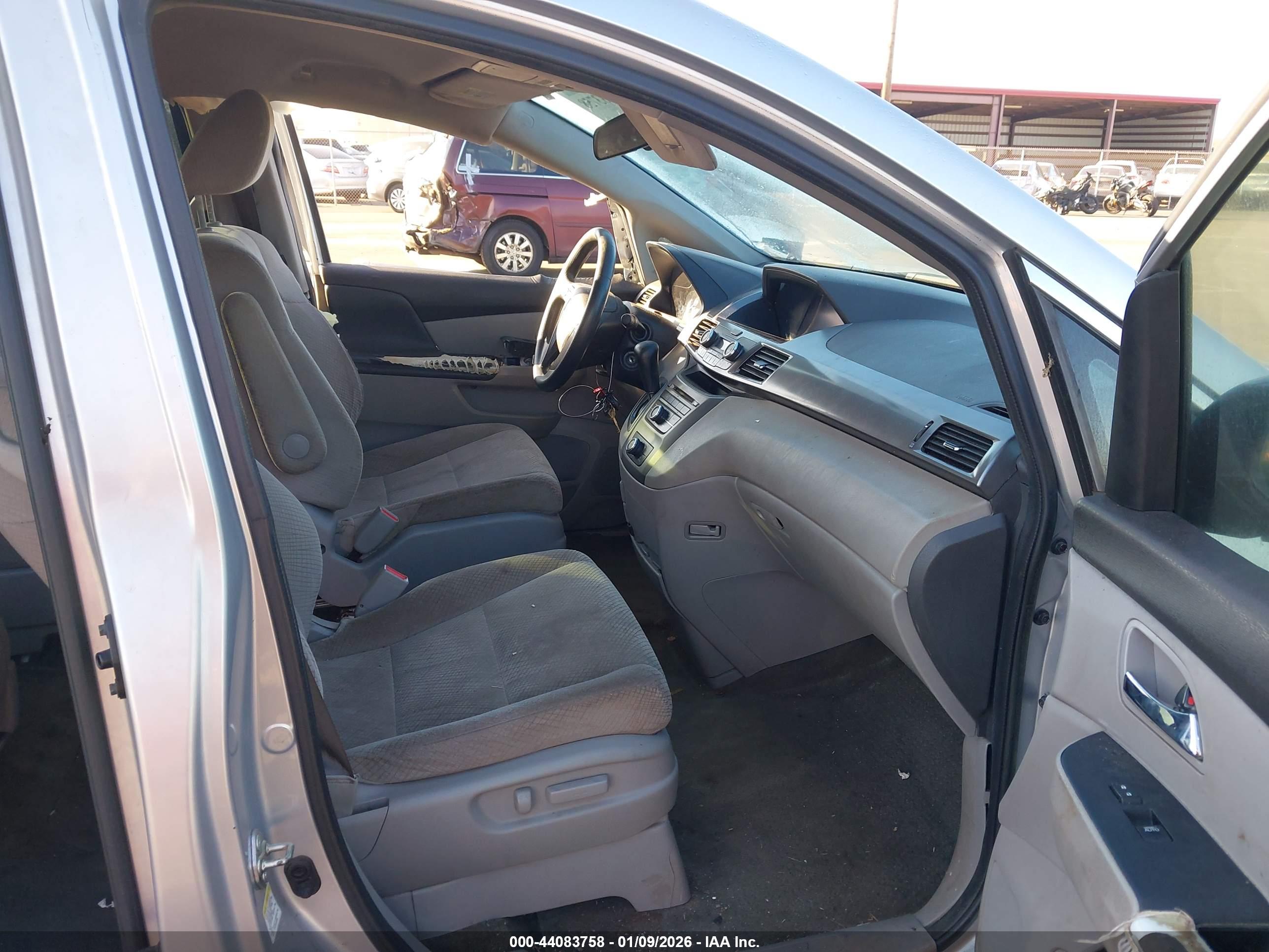 HONDA ODYSSEY image 5
