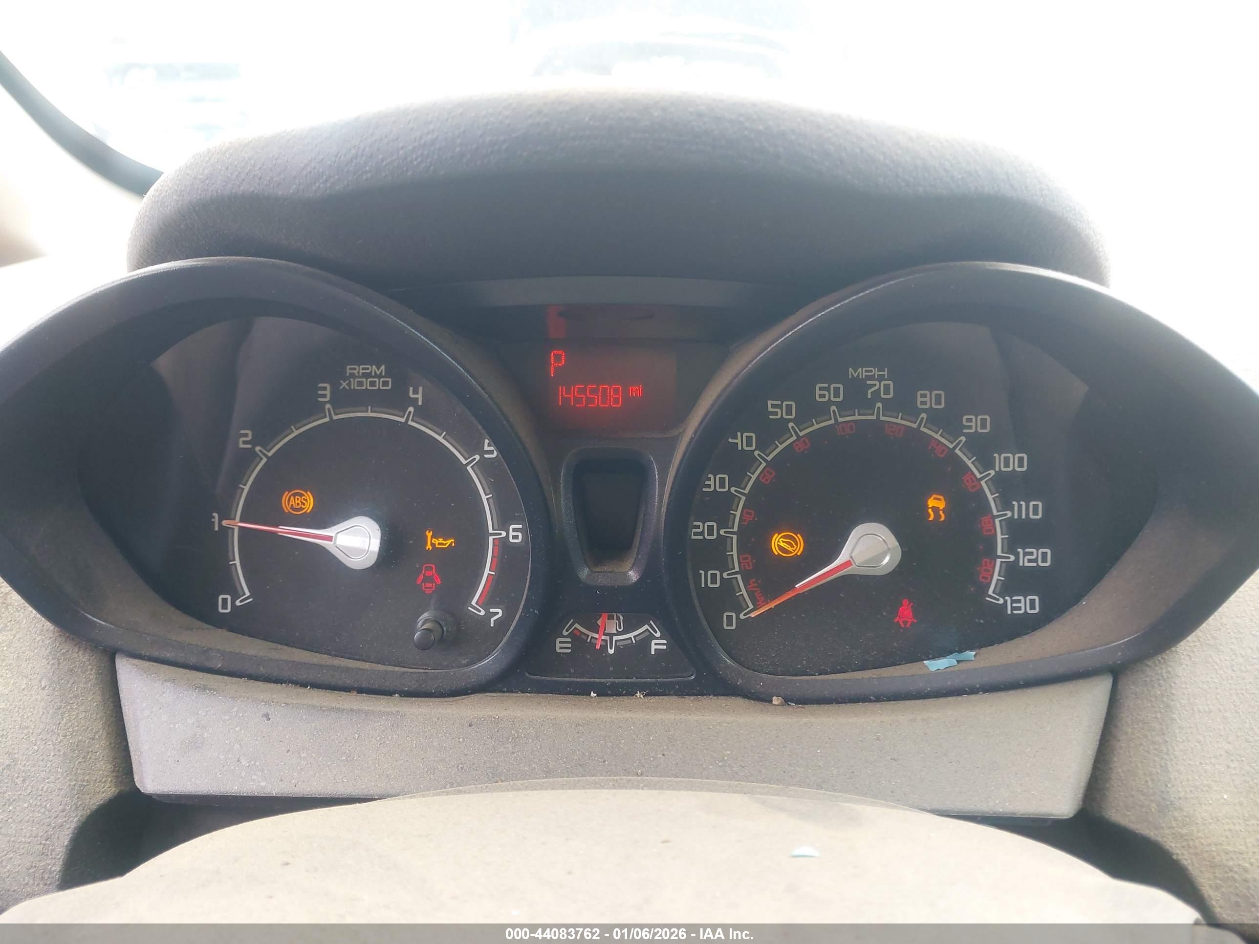 FORD FIESTA image 7