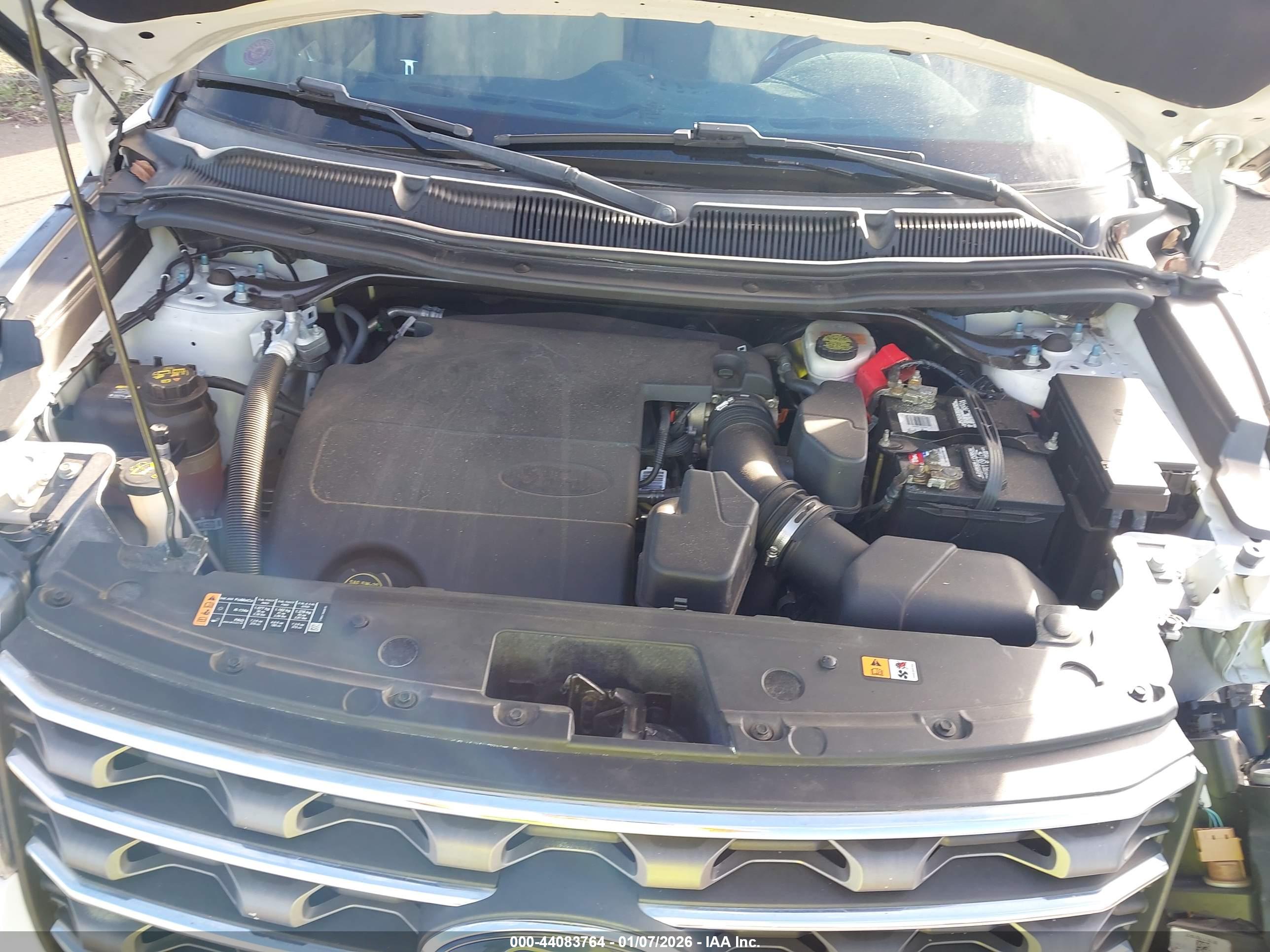 FORD EXPLORER image 10