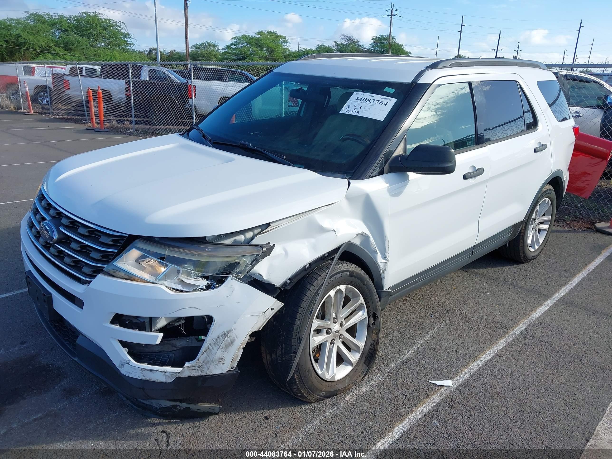 FORD EXPLORER image 2