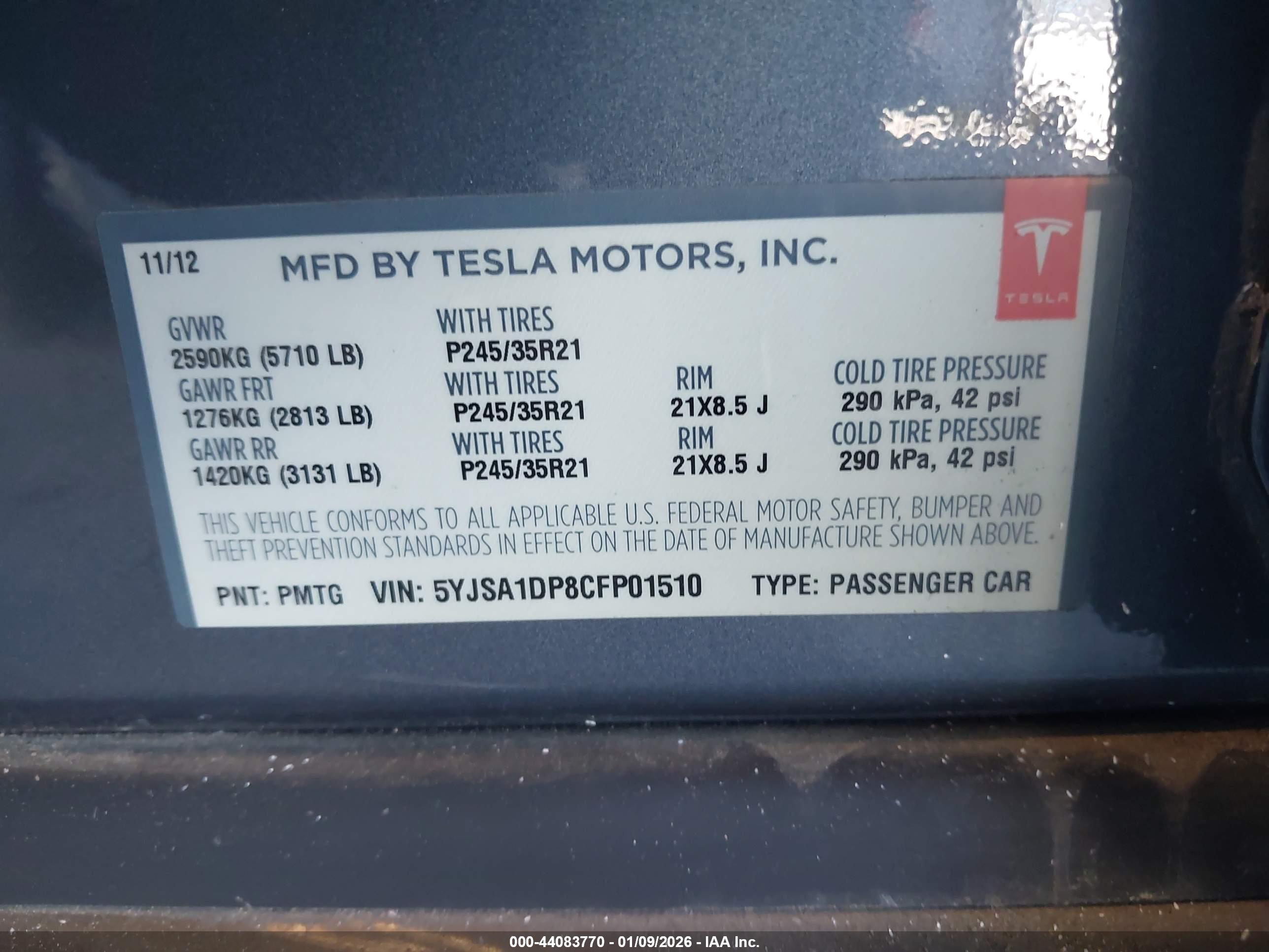 TESLA MODEL image 9