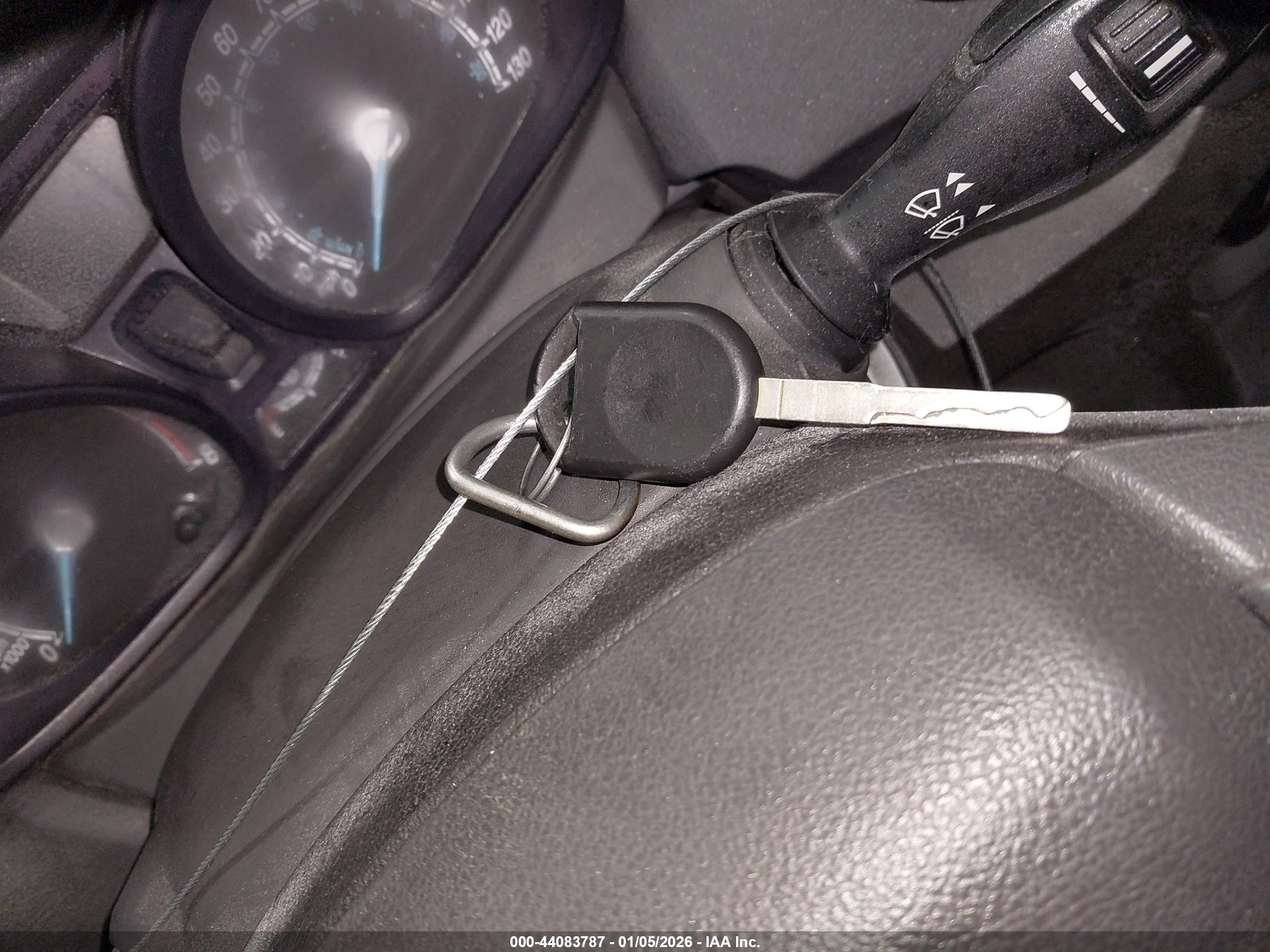 FORD FIESTA image 11