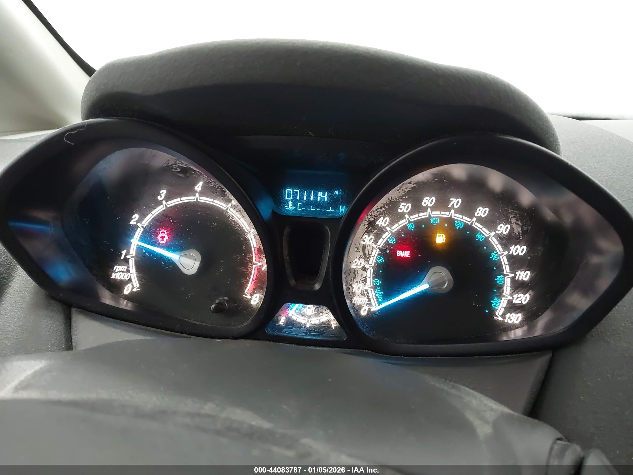 FORD FIESTA image 7
