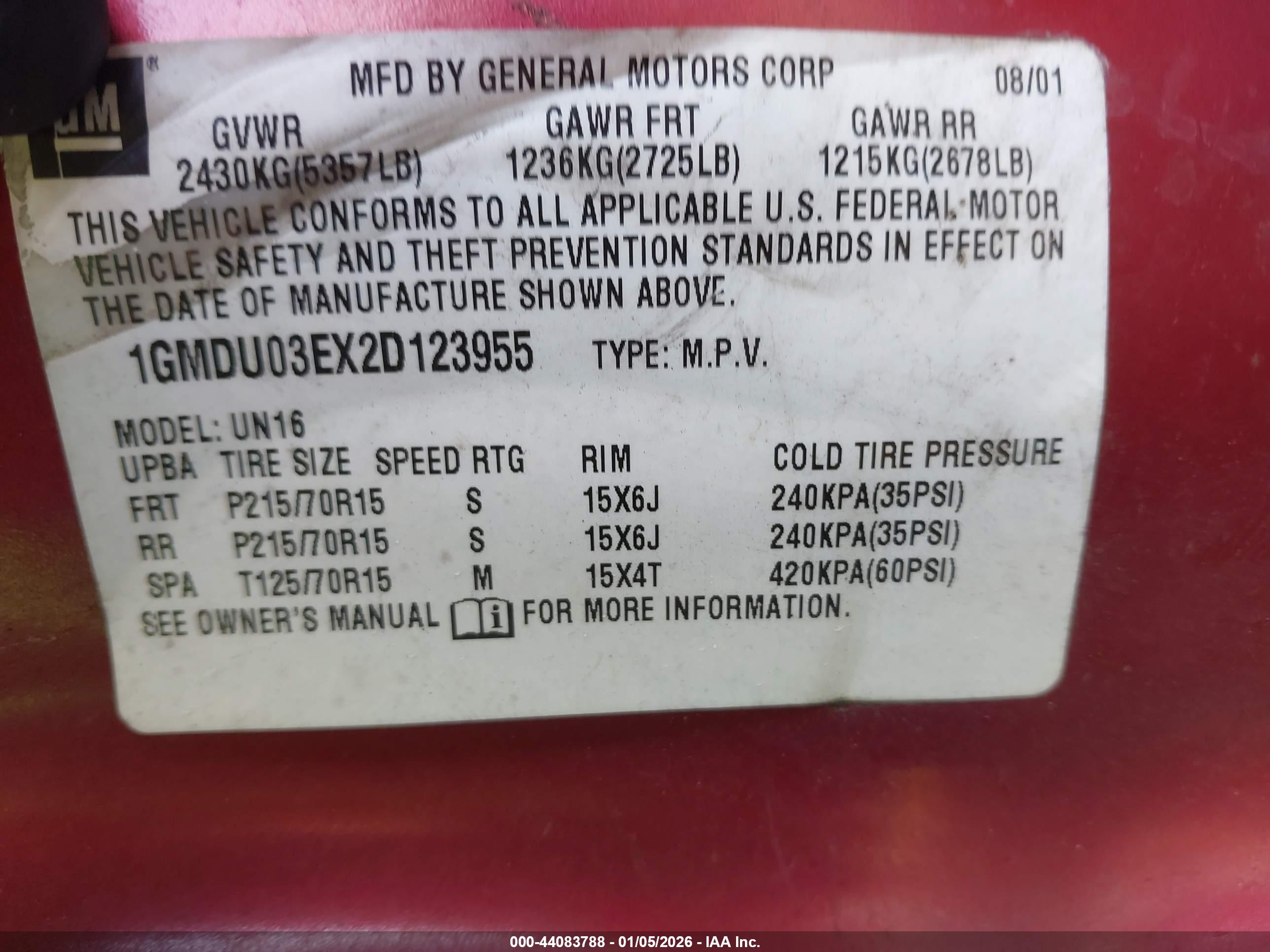 PONTIAC MONTANA image 9