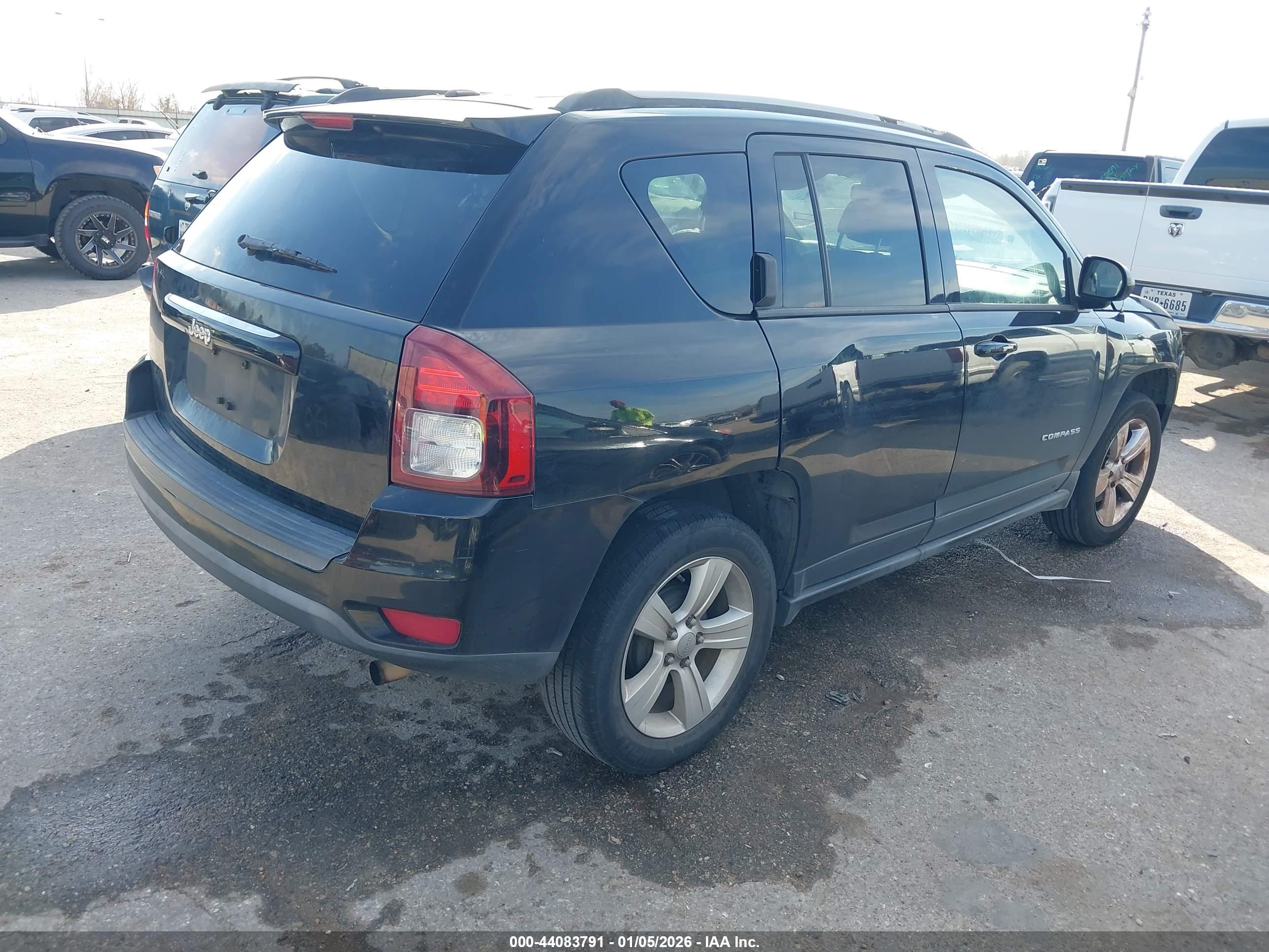 JEEP COMPASS image 4