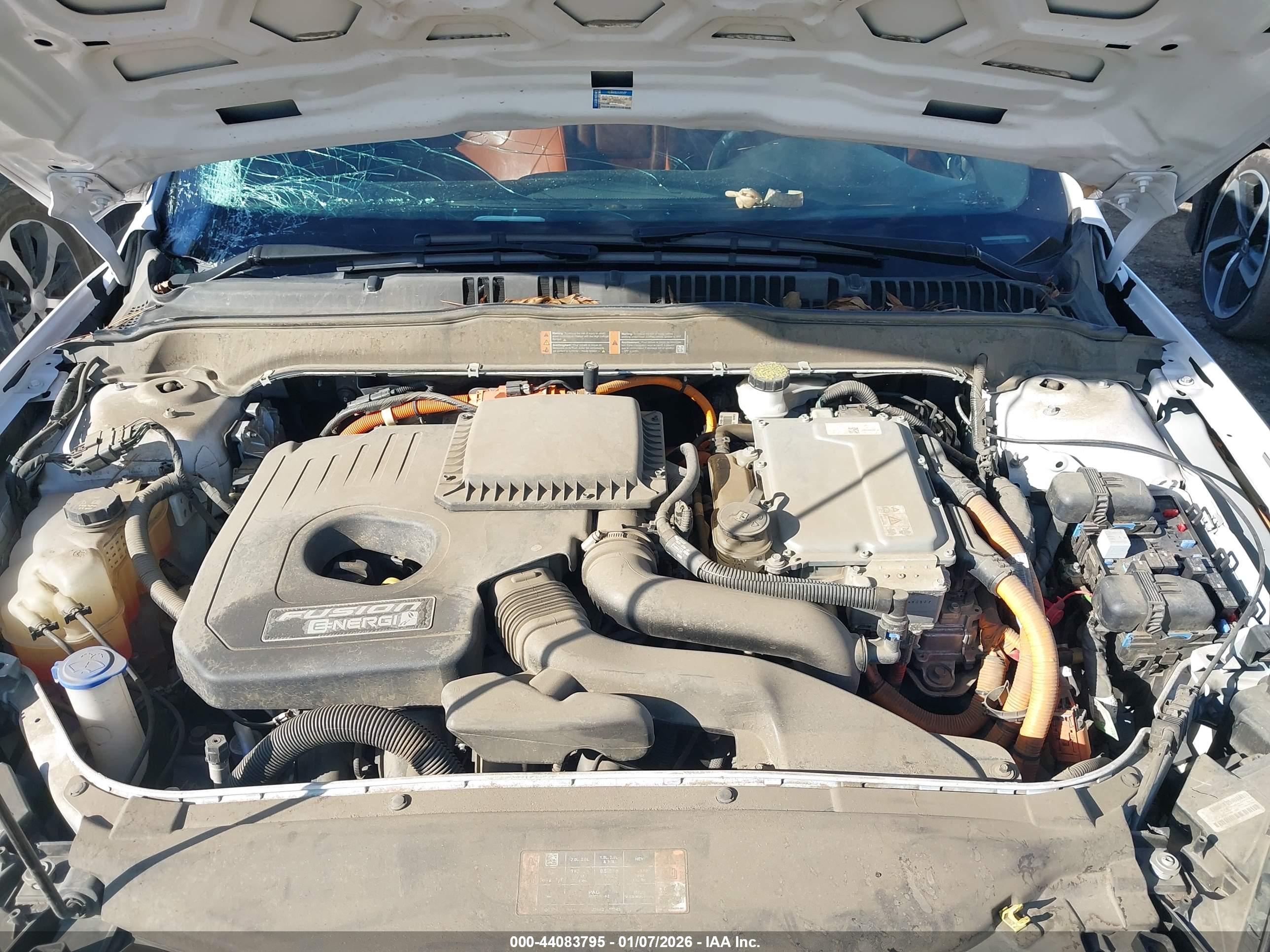 FORD FUSION image 10