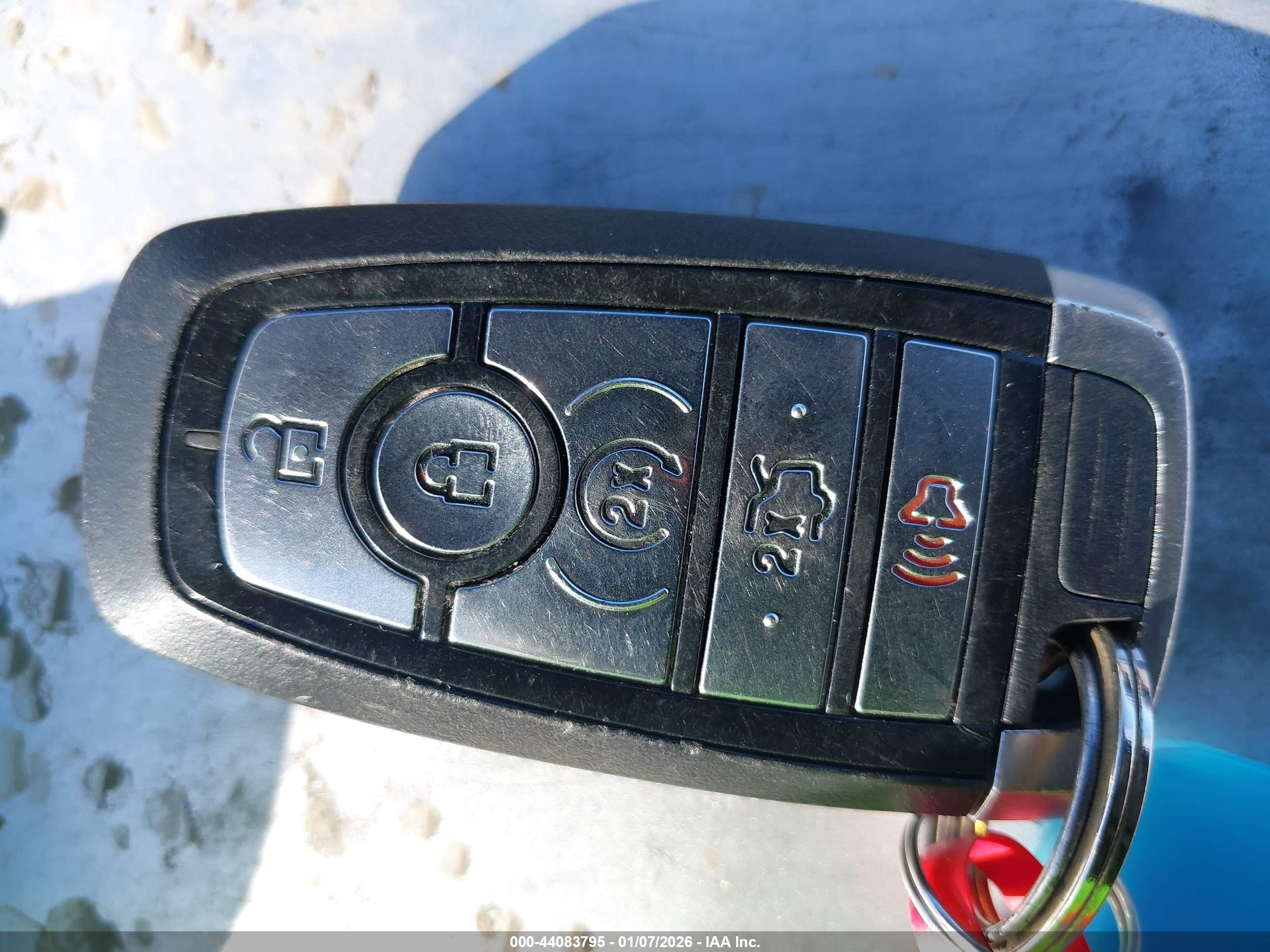 FORD FUSION image 11