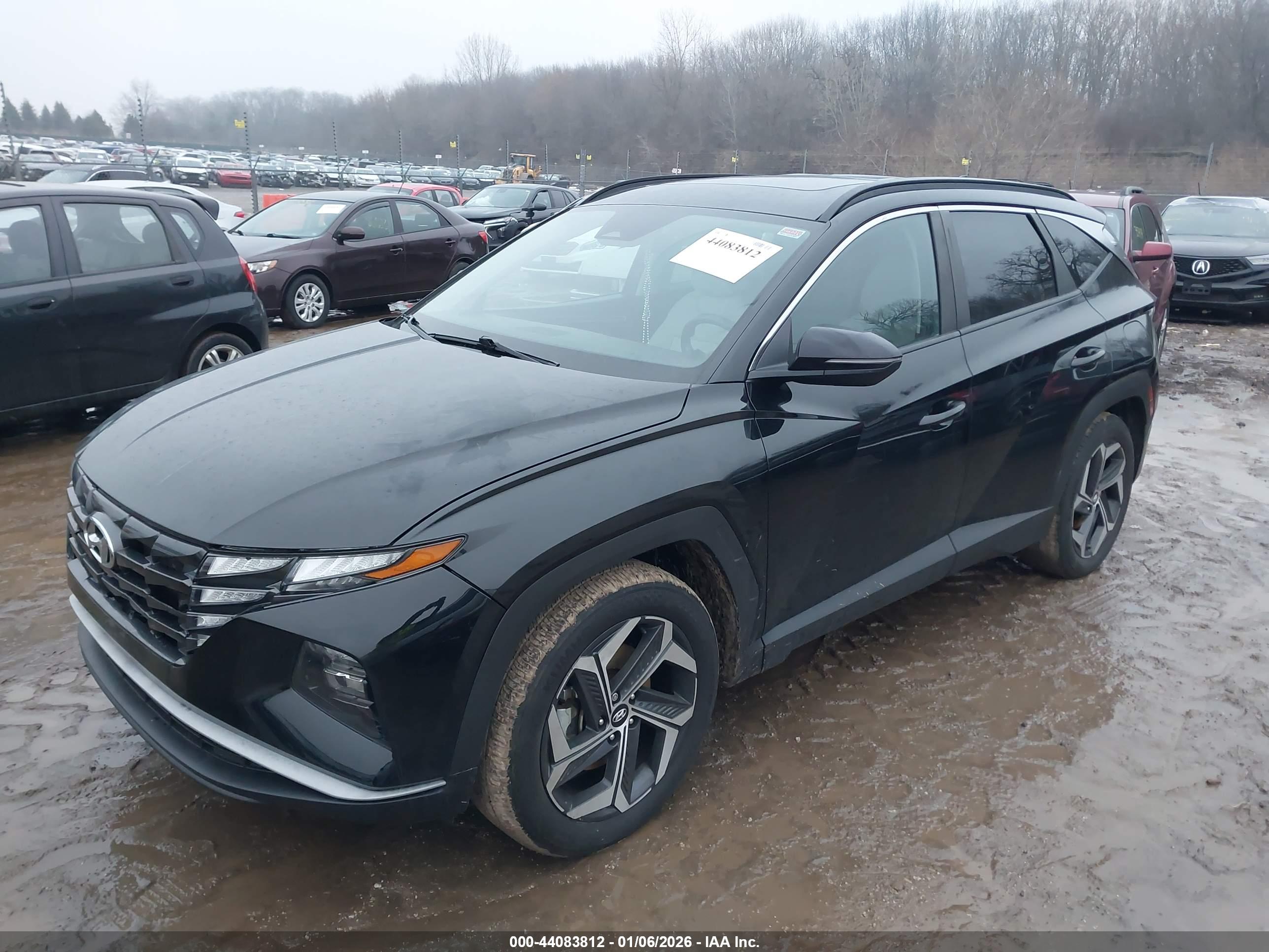 HYUNDAI TUCSON image 2