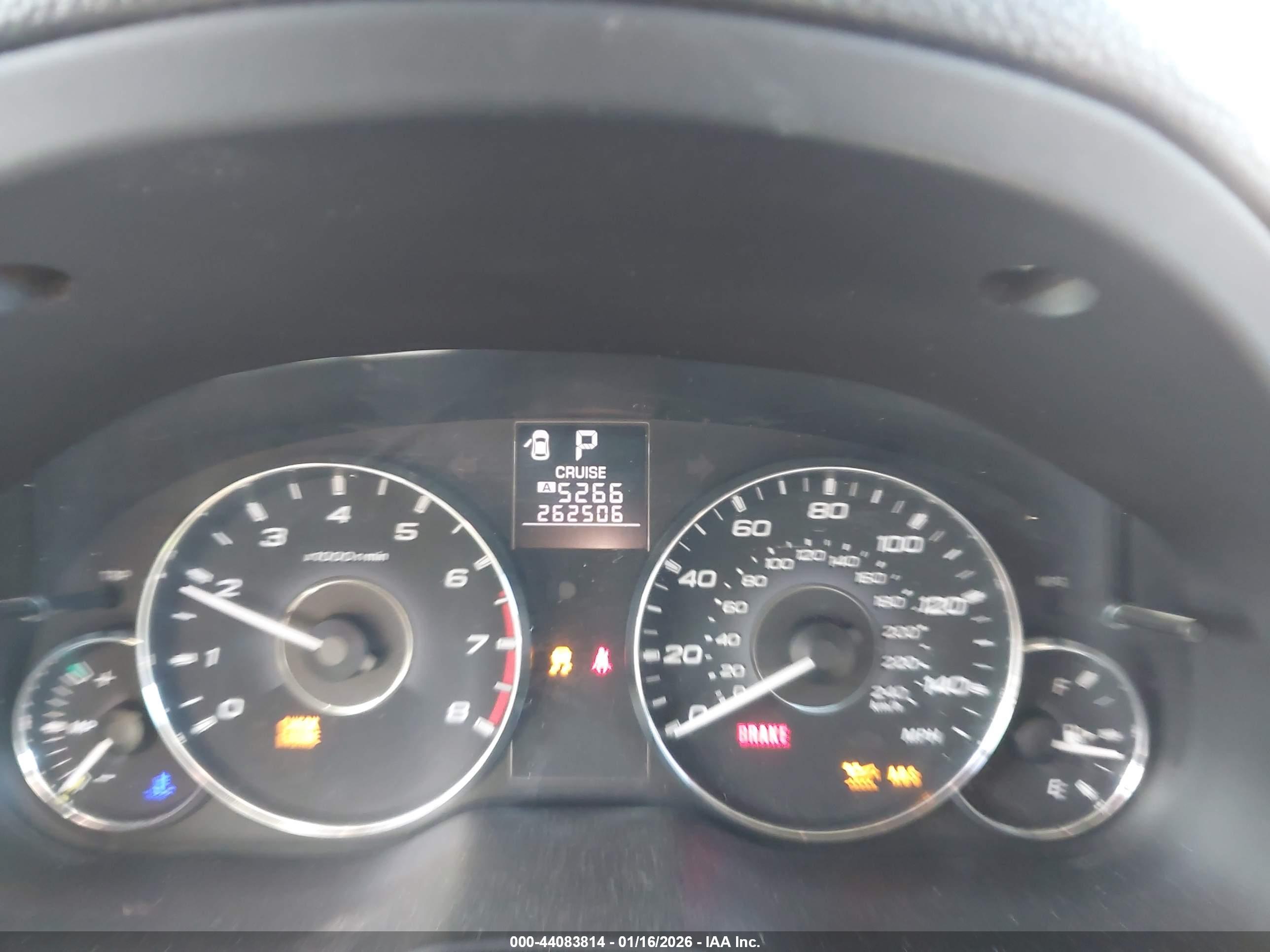 SUBARU OUTBACK image 7
