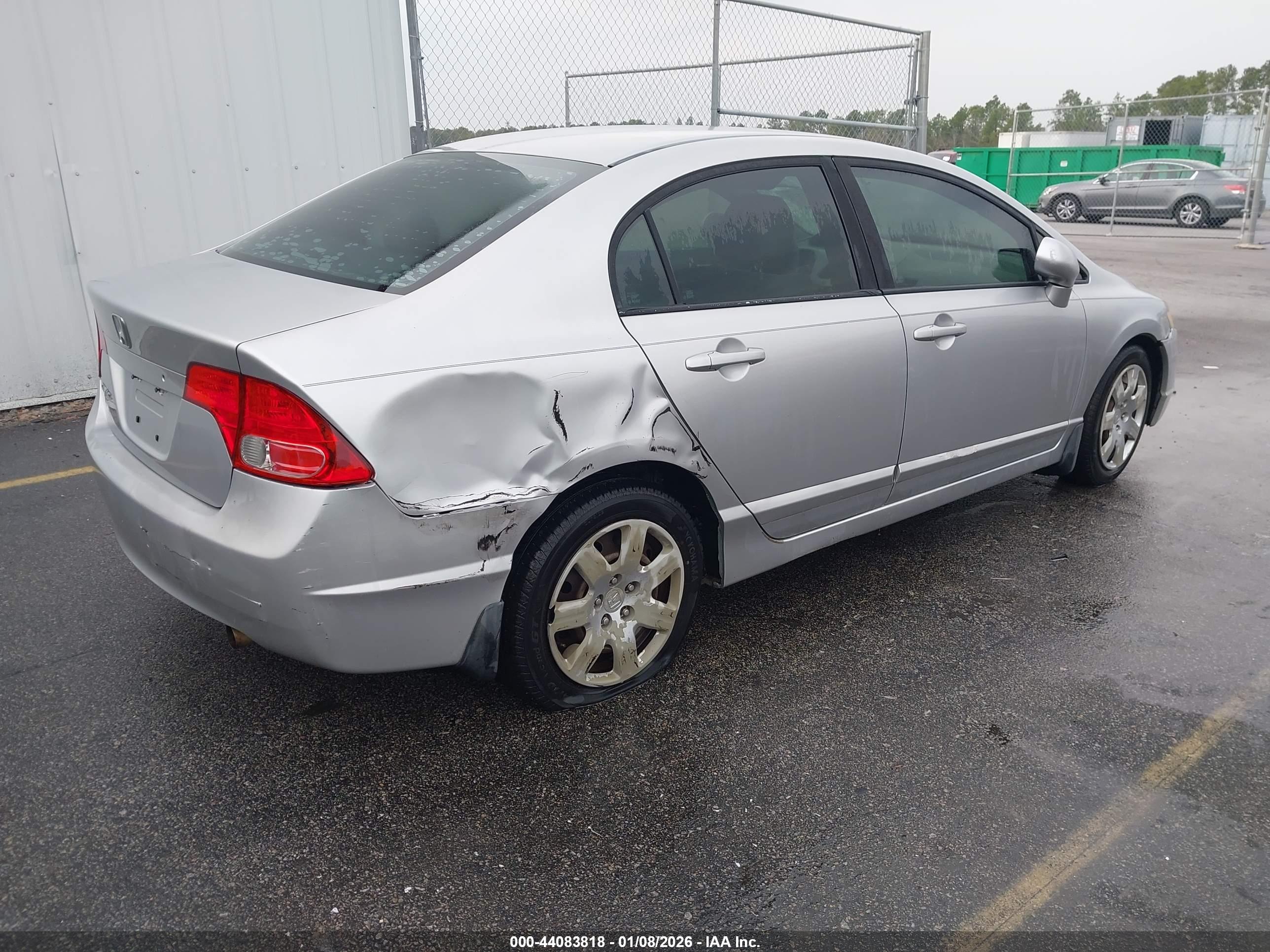 HONDA CIVIC image 4