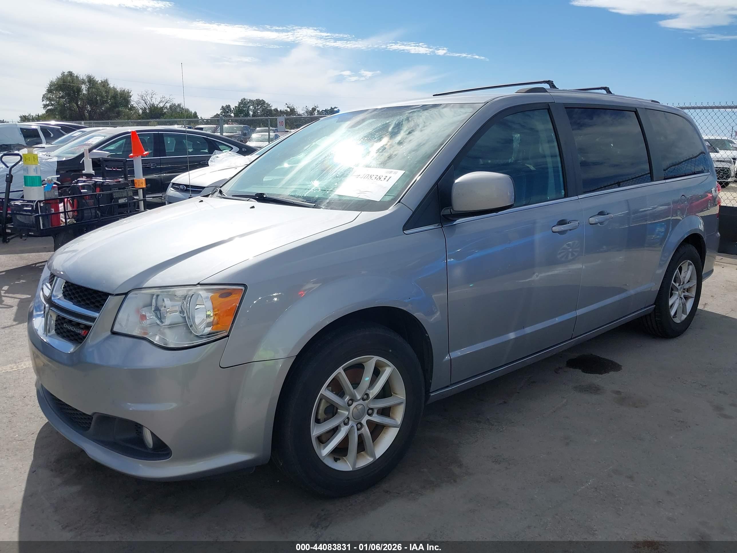 DODGE GRAND image 2