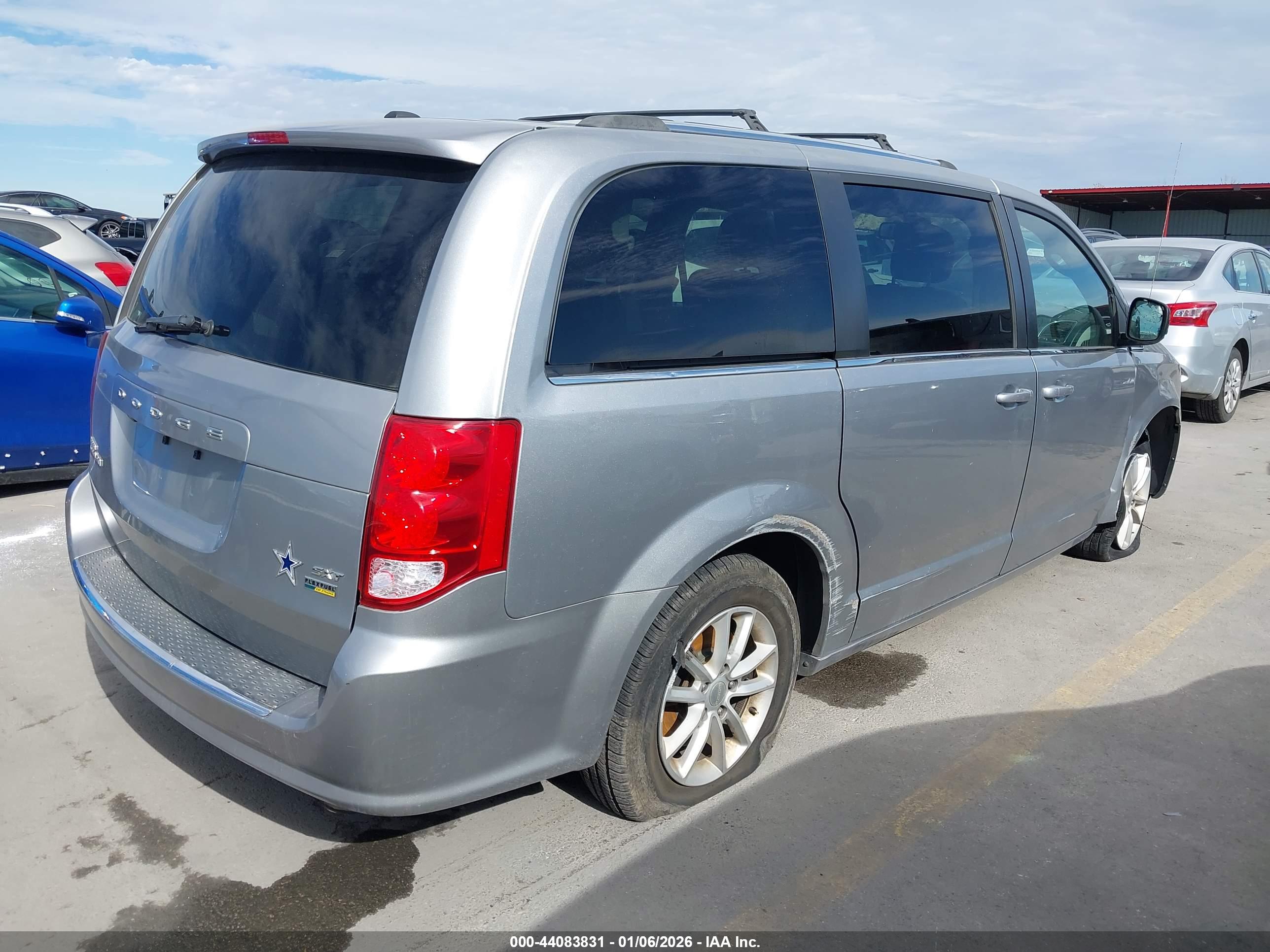 DODGE GRAND image 4