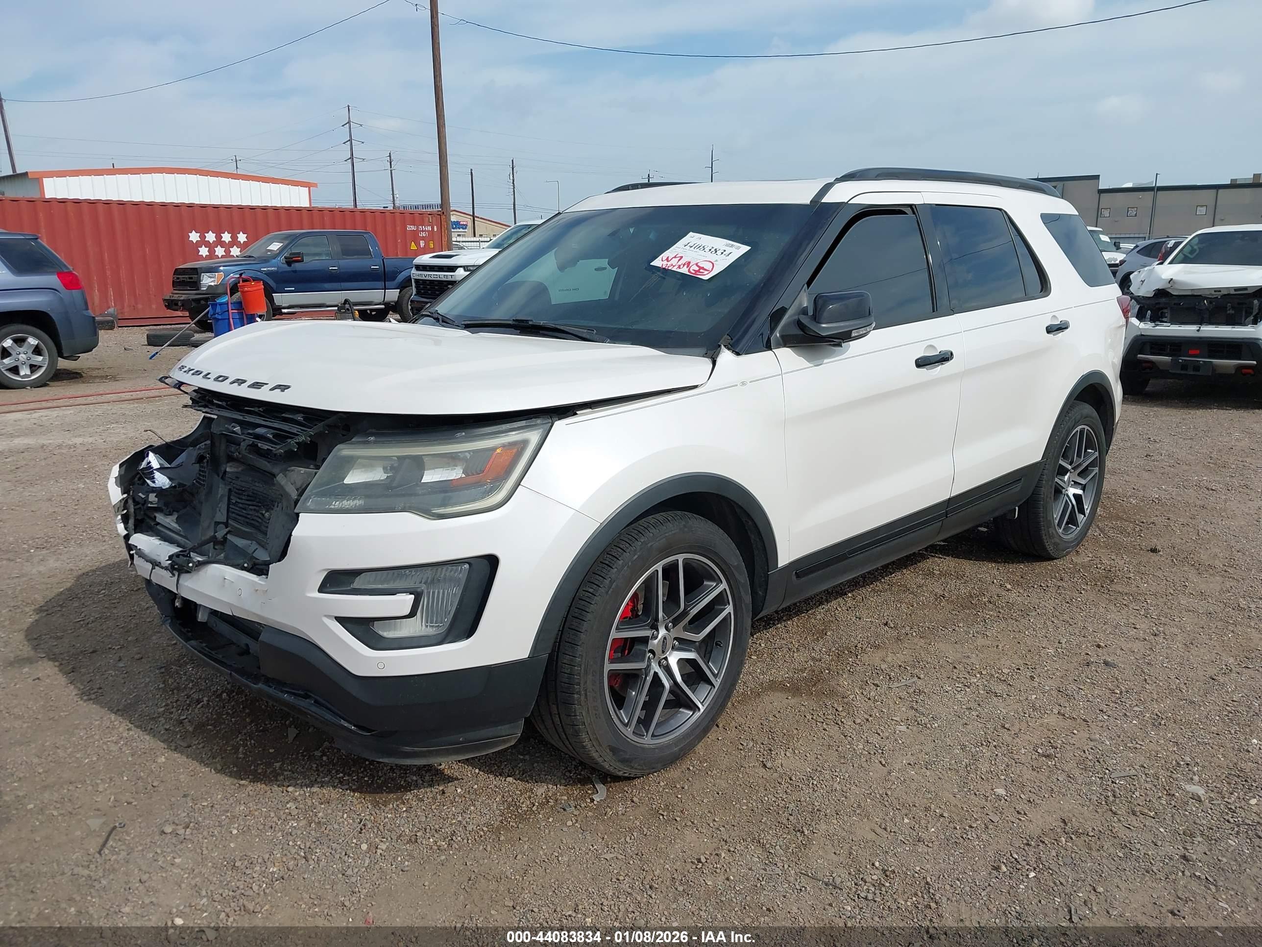 FORD EXPLORER image 2