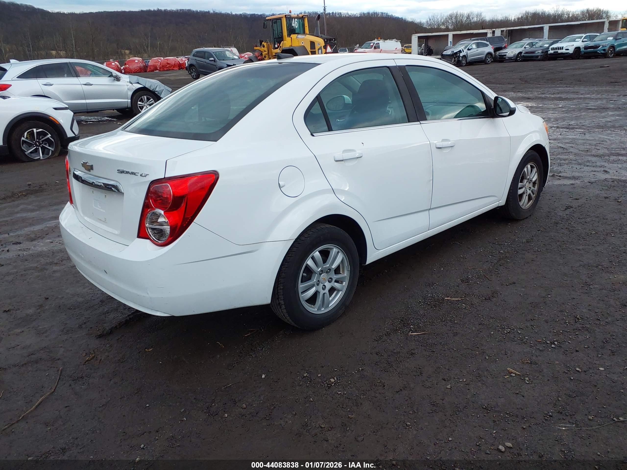 CHEVROLET SONIC image 4