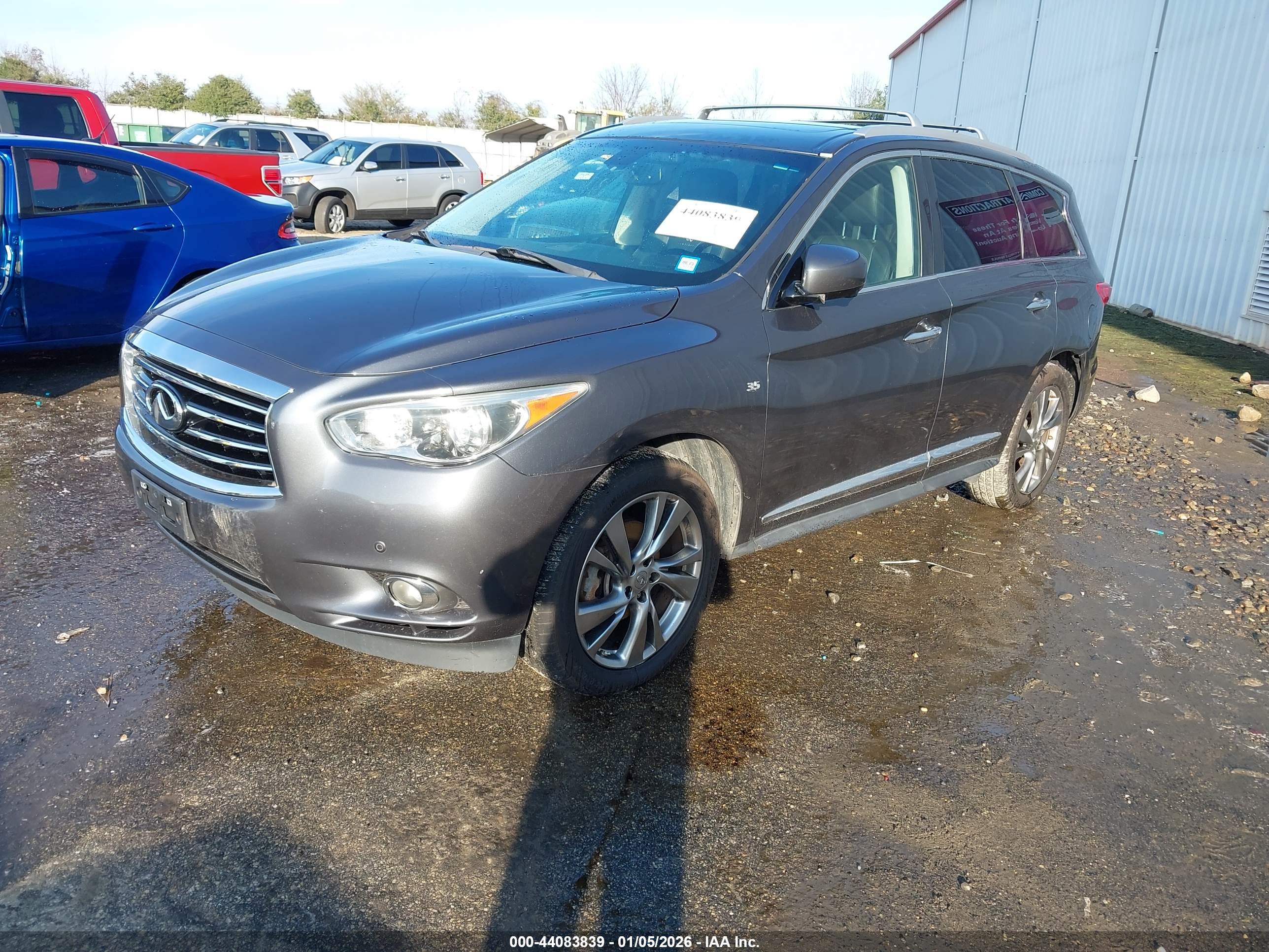 INFINITI QX60 image 2