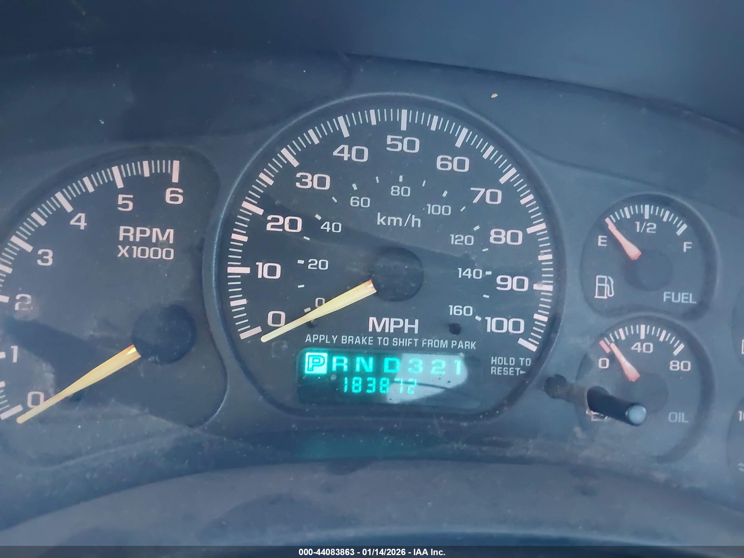 CHEVROLET SILVERADO image 7